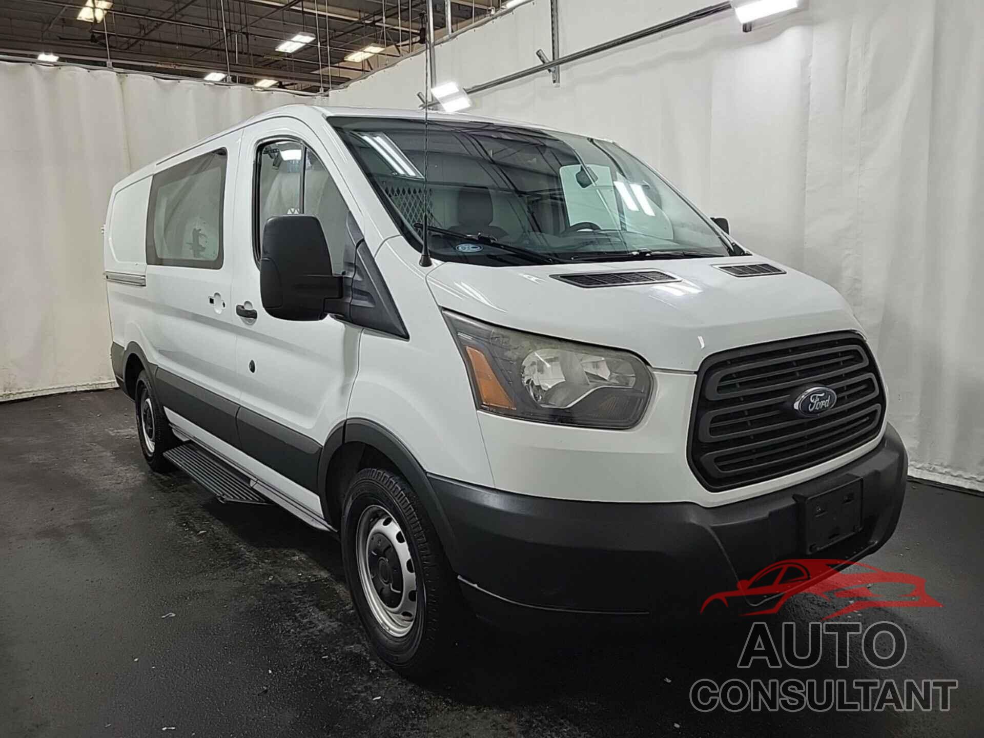 FORD TRANSIT-150 2017 - 1FTYE1YM9HKA82506