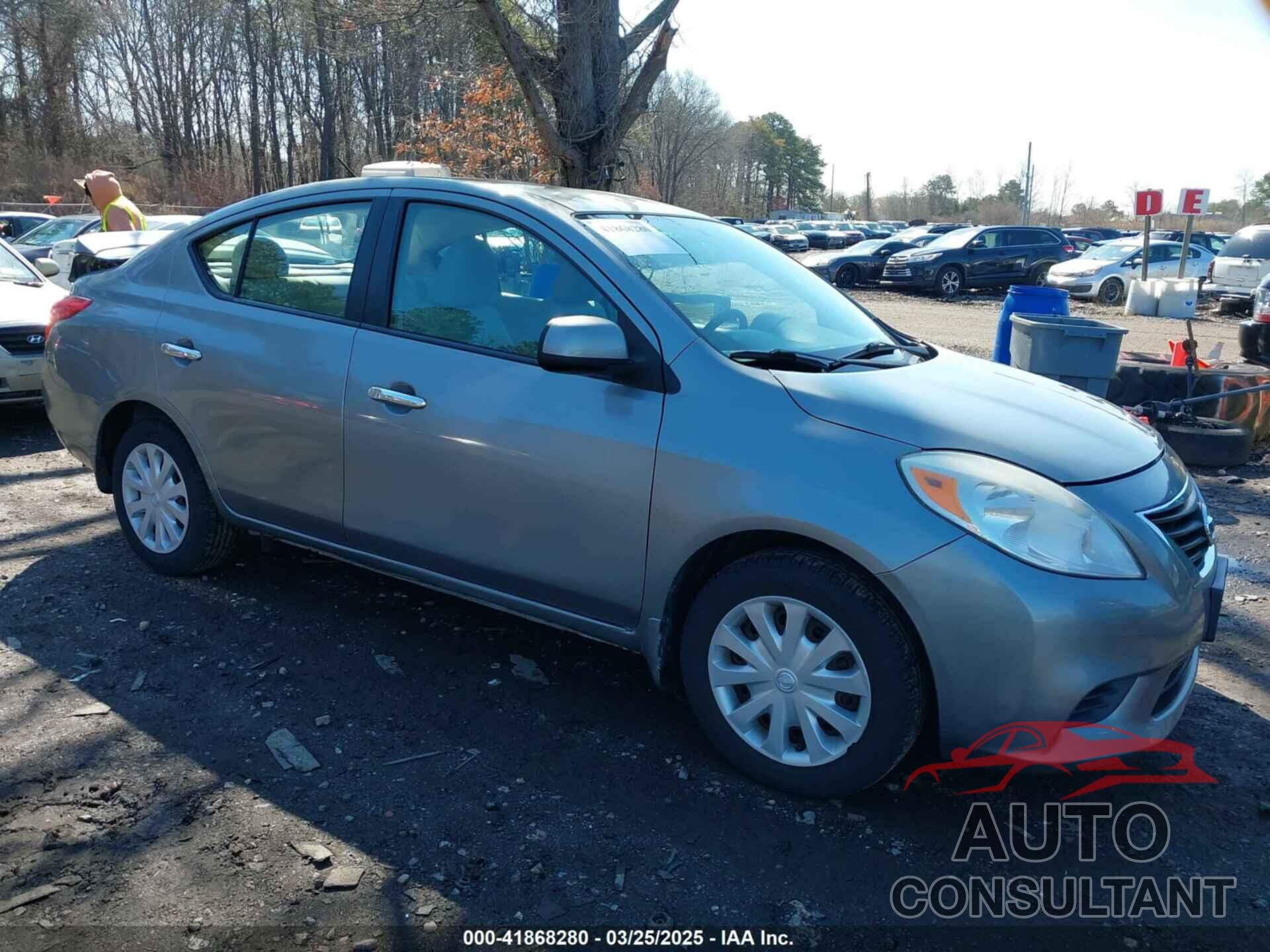 NISSAN VERSA 2013 - 3N1CN7AP3DL845133