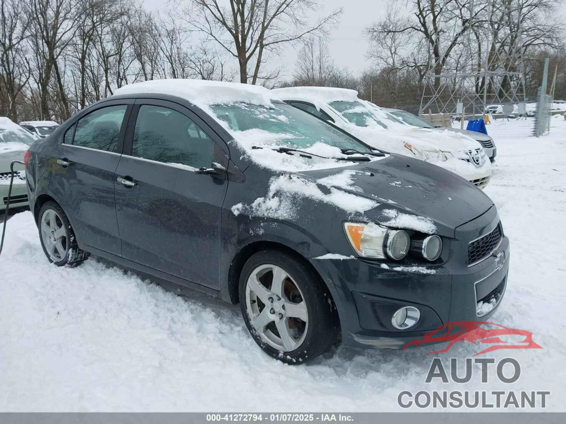 CHEVROLET SONIC 2015 - 1G1JE5SB2F4112973