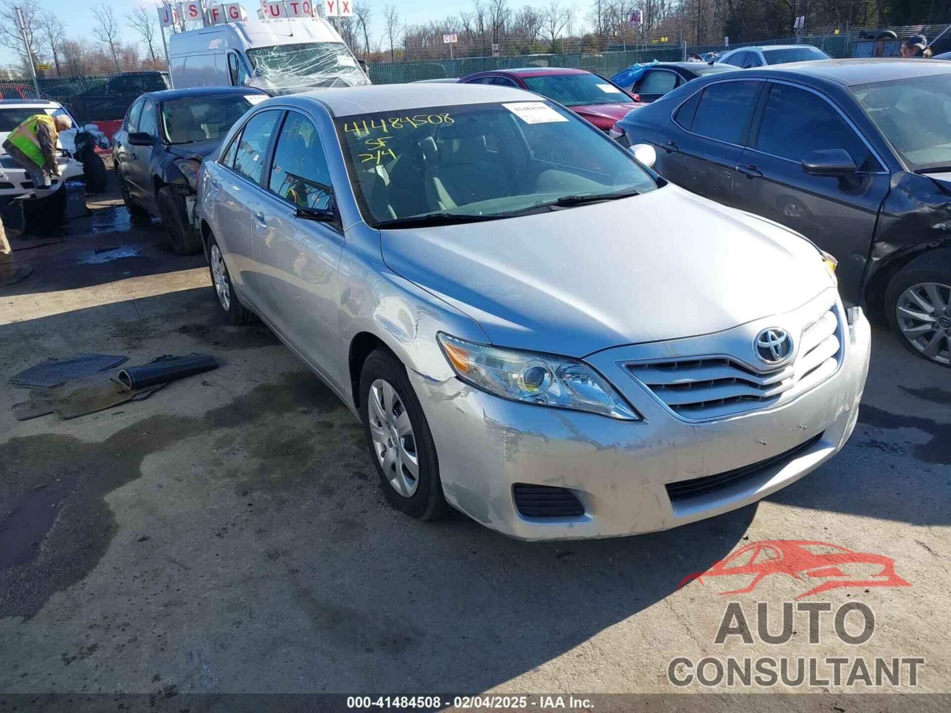 TOYOTA CAMRY 2011 - 4T1BF3EK2BU668585