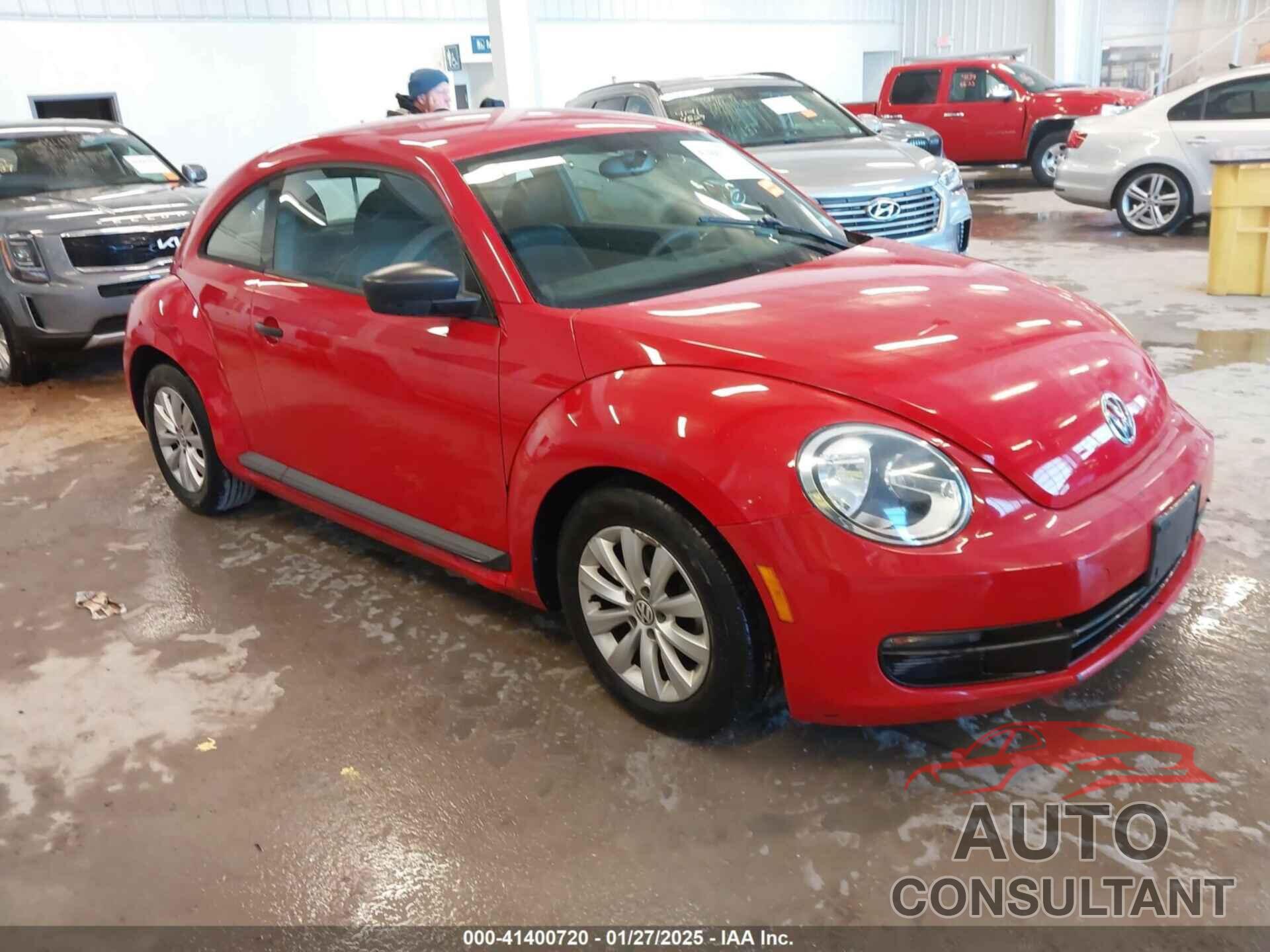 VOLKSWAGEN BEETLE 2014 - 3VWF17AT4EM654784