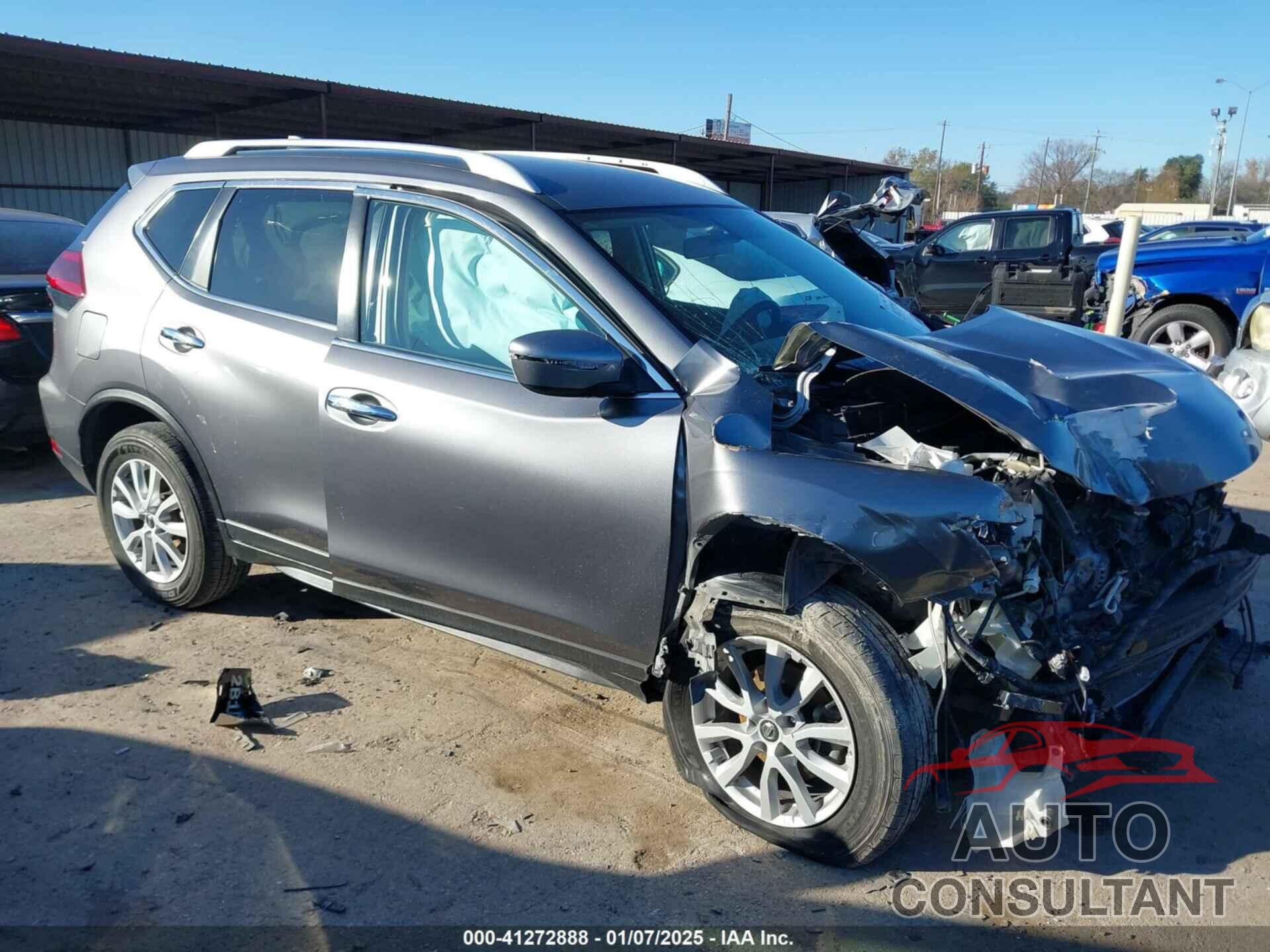 NISSAN ROGUE 2018 - KNMAT2MV3JP569396