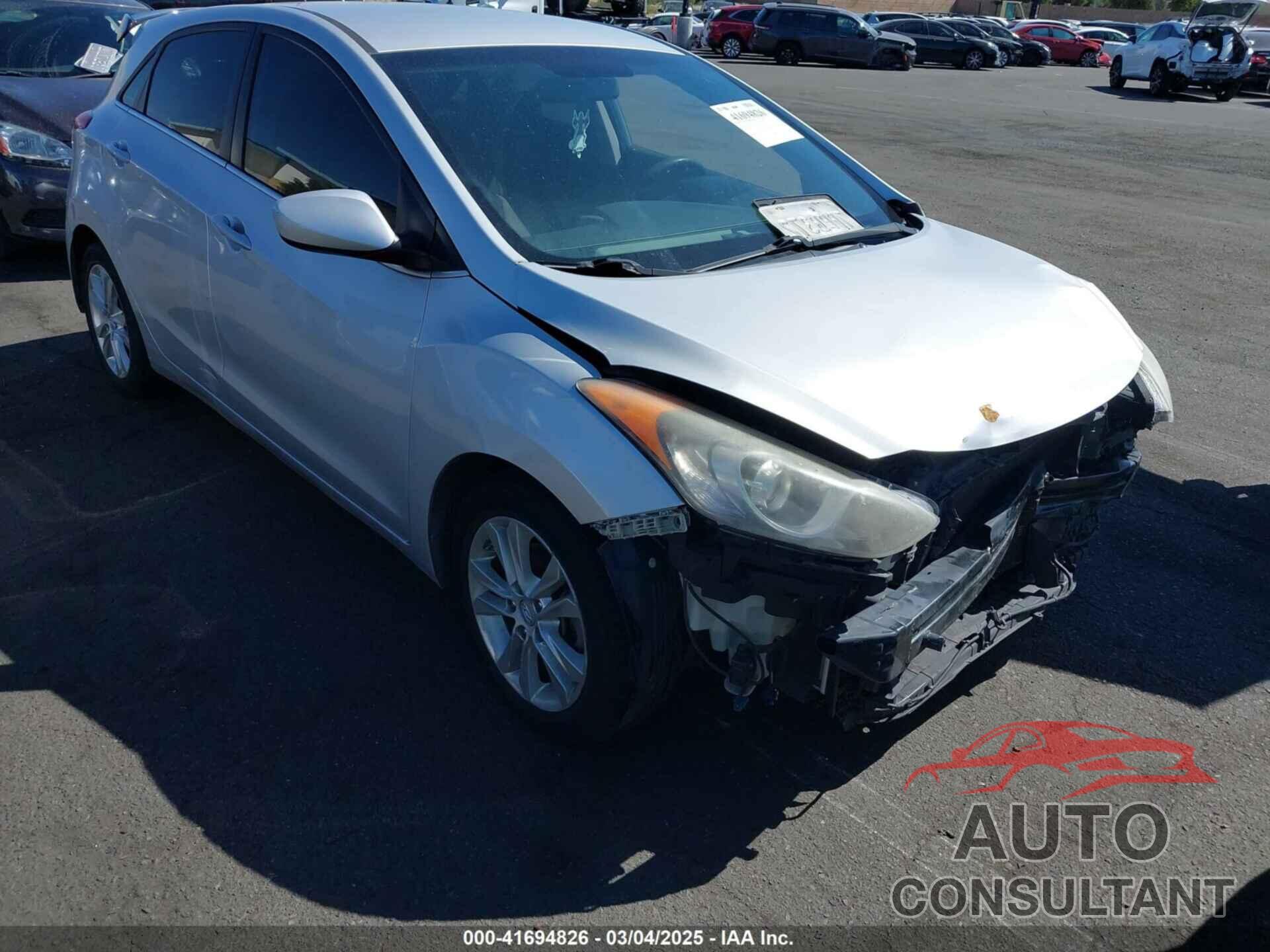 HYUNDAI ELANTRA GT 2014 - KMHD35LH3EU158755