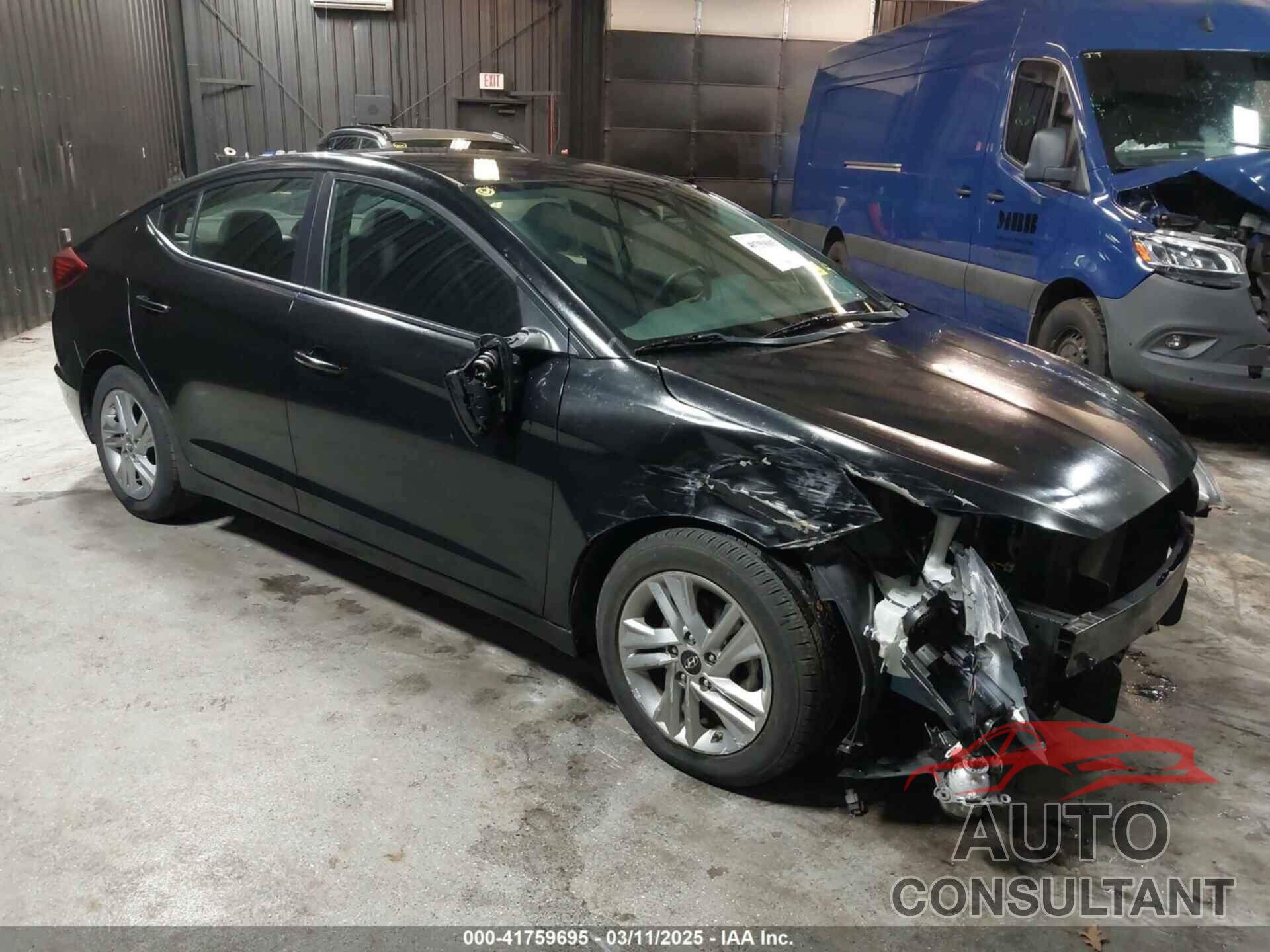 HYUNDAI ELANTRA 2019 - KMHD84LF0KU854818