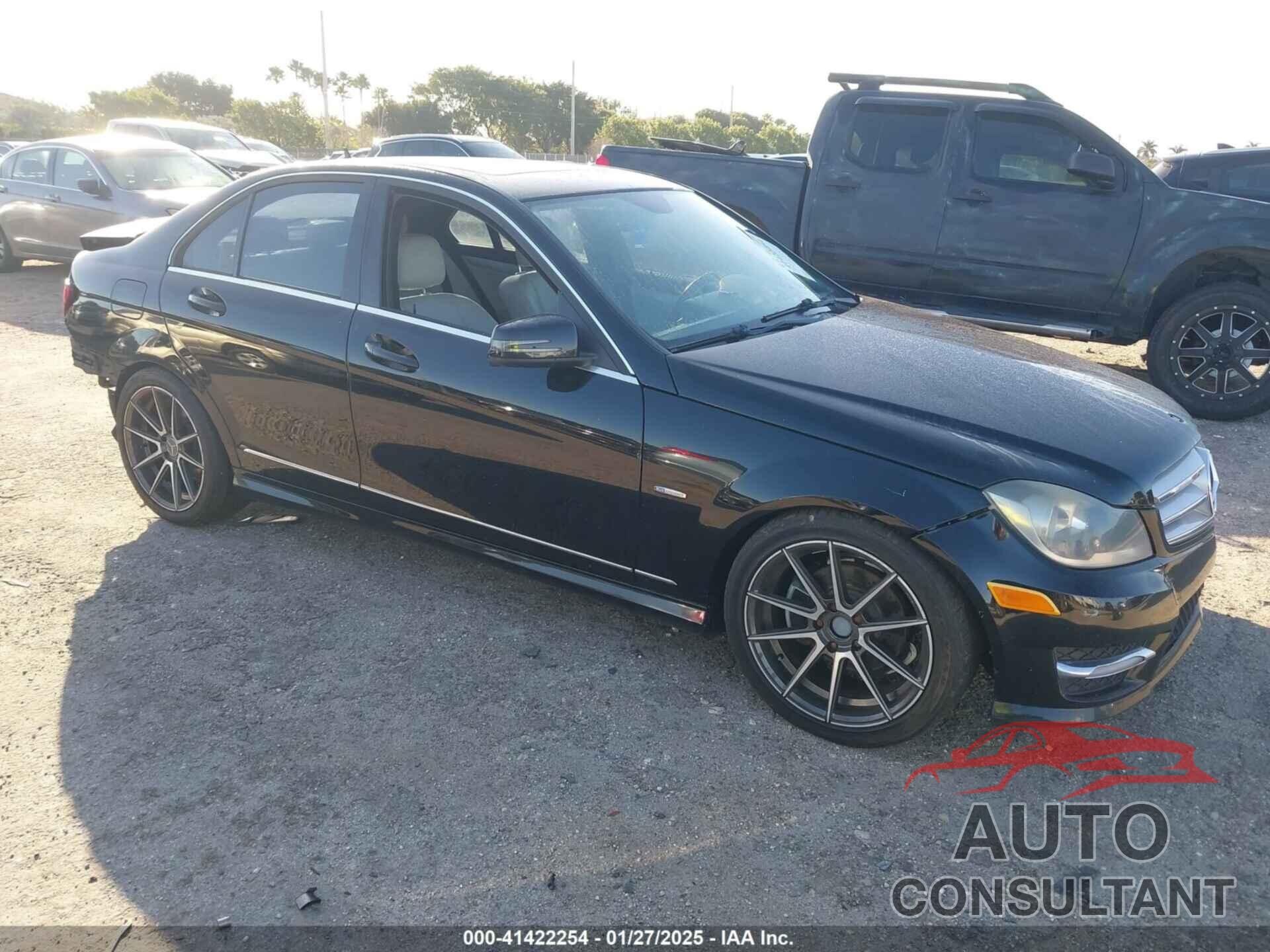 MERCEDES-BENZ C 250 2012 - WDDGF4HB5CR236014
