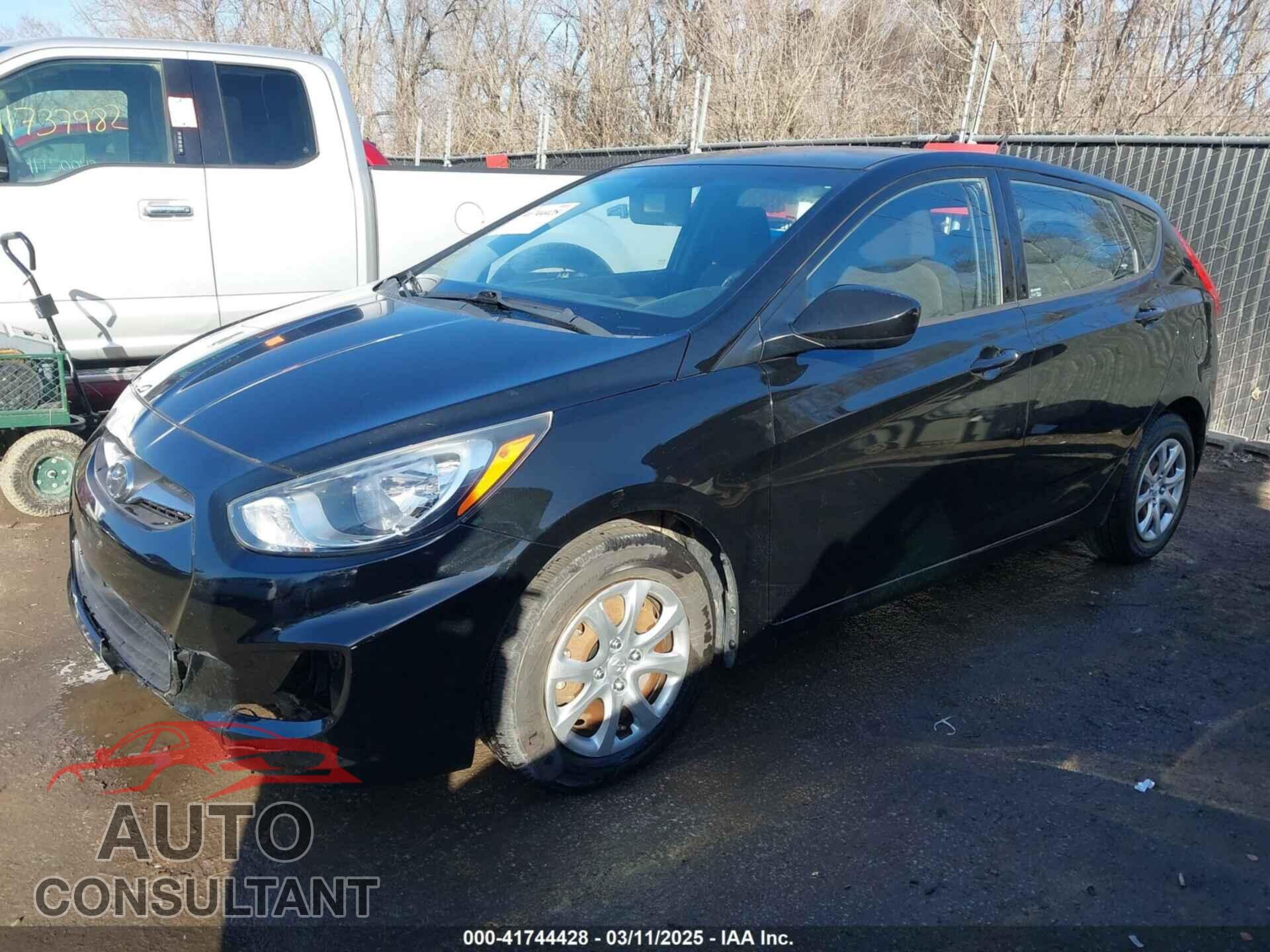 HYUNDAI ACCENT 2013 - KMHCT5AE6DU128989