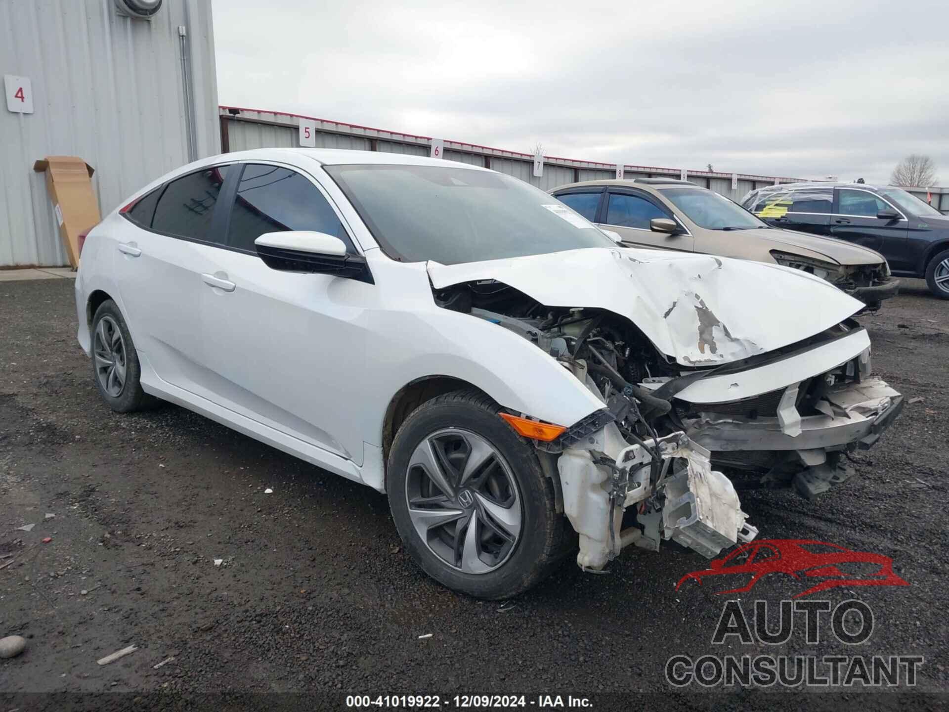 HONDA CIVIC 2019 - 2HGFC2F66KH543183