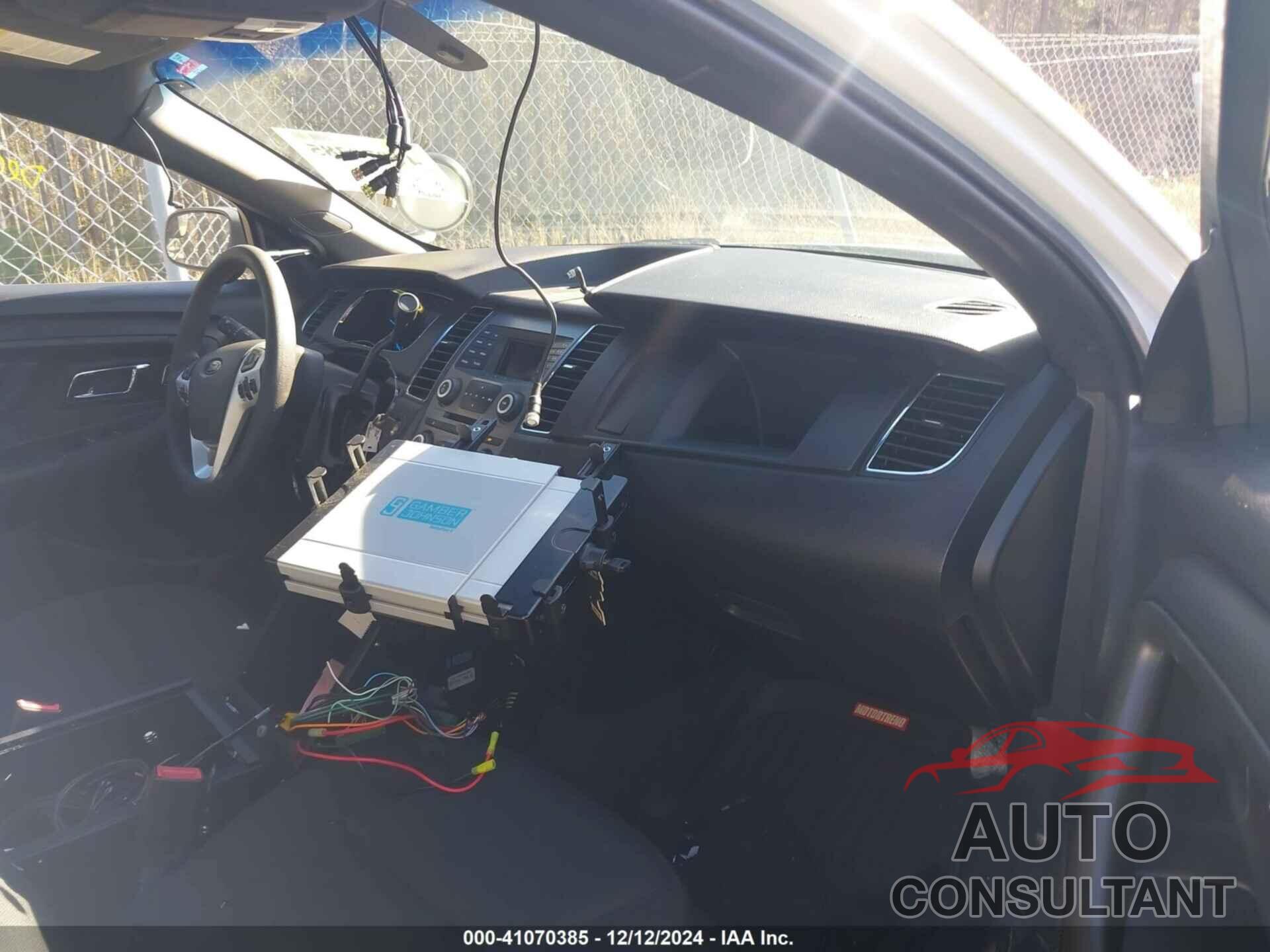 FORD POLICE INTERCEPTOR 2019 - 1FAHP2MKXKG101875