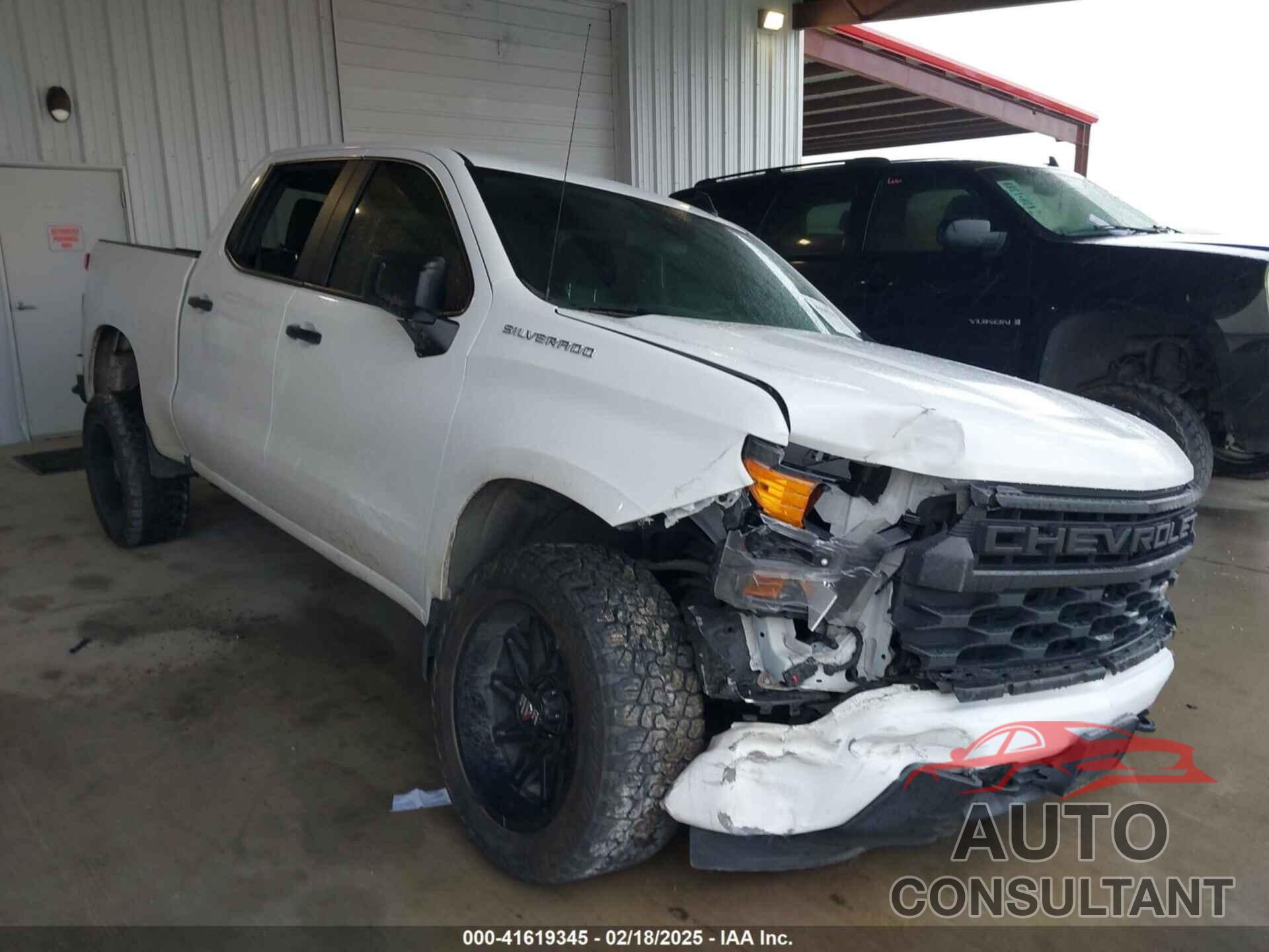 CHEVROLET SILVERADO 1500 2023 - 1GCPABEK6PZ139847