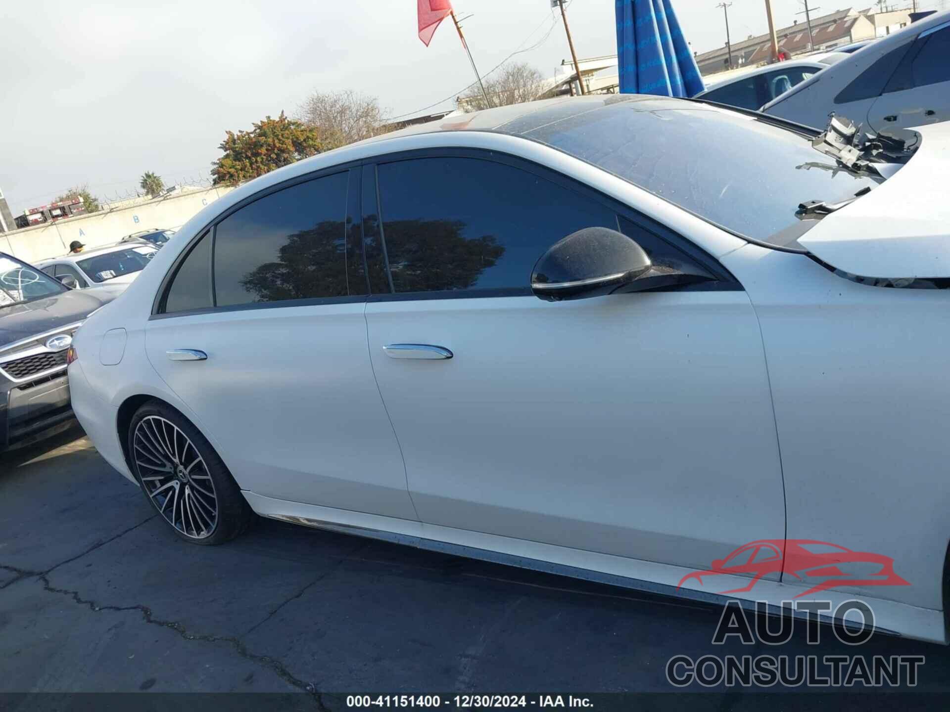 MERCEDES-BENZ S 580 2024 - W1K6G7GB7RA288425