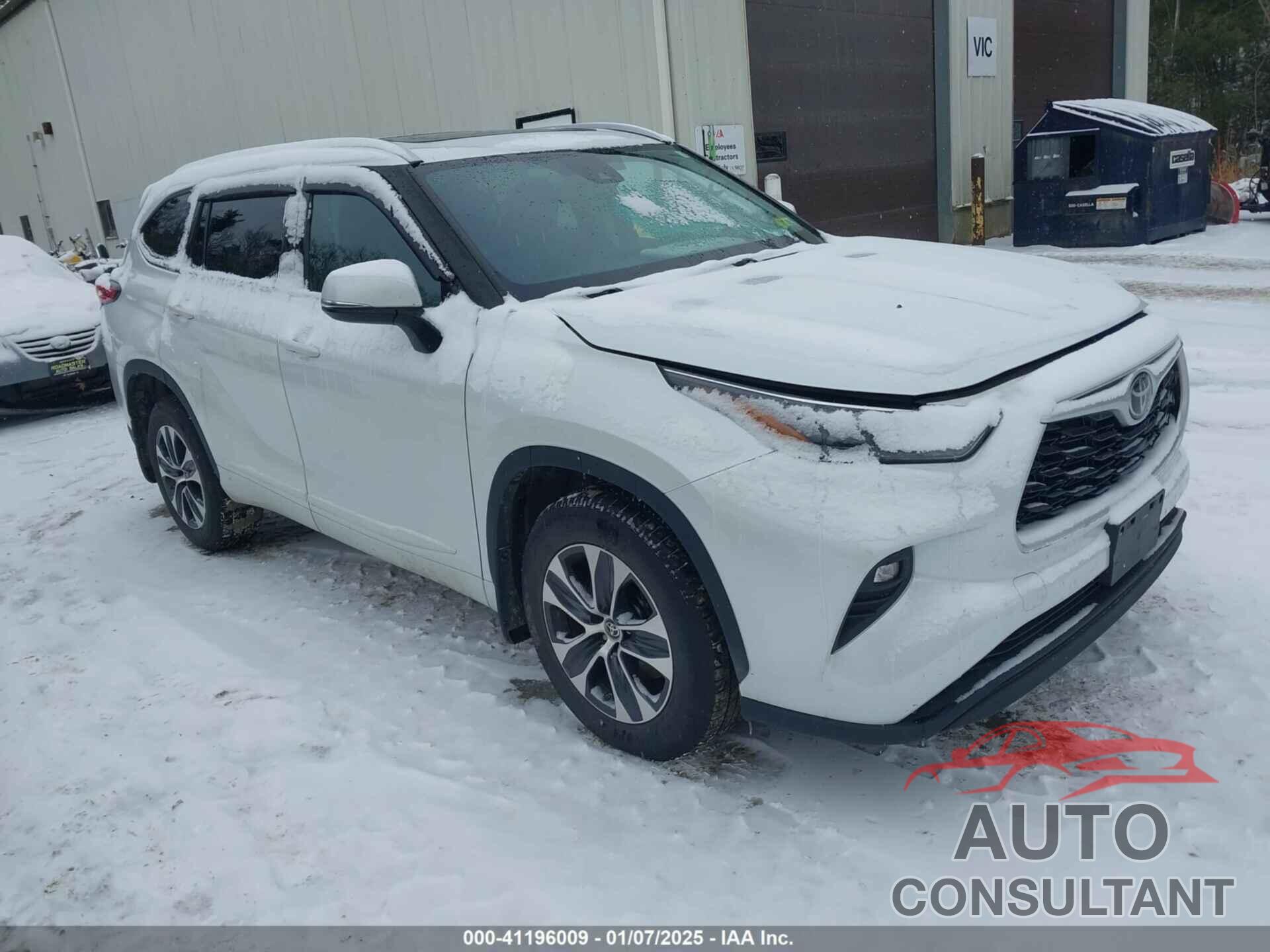 TOYOTA HIGHLANDER 2022 - 5TDGZRBH9NS199176