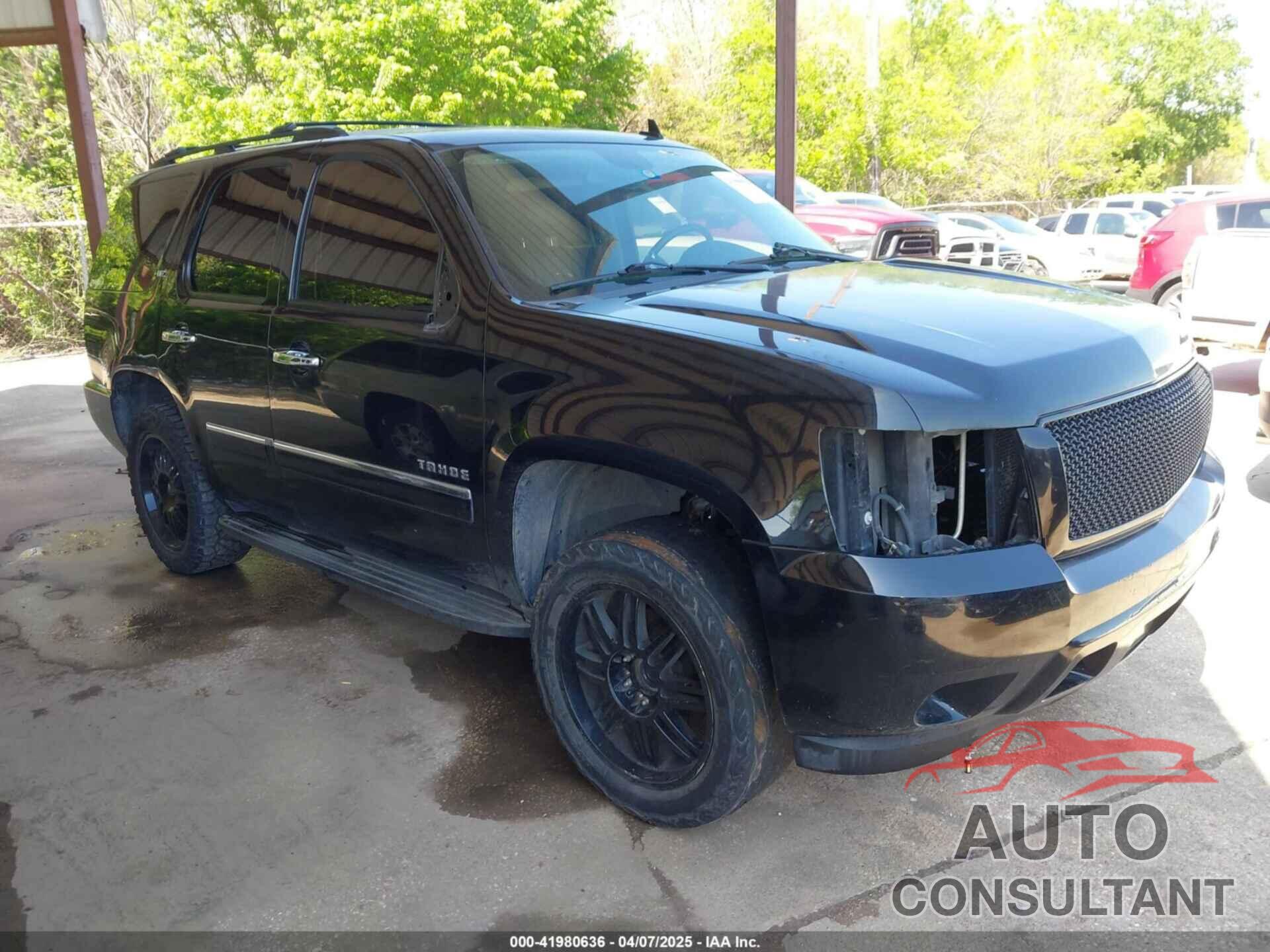 CHEVROLET TAHOE 2011 - 1GNSCCE04BR375843