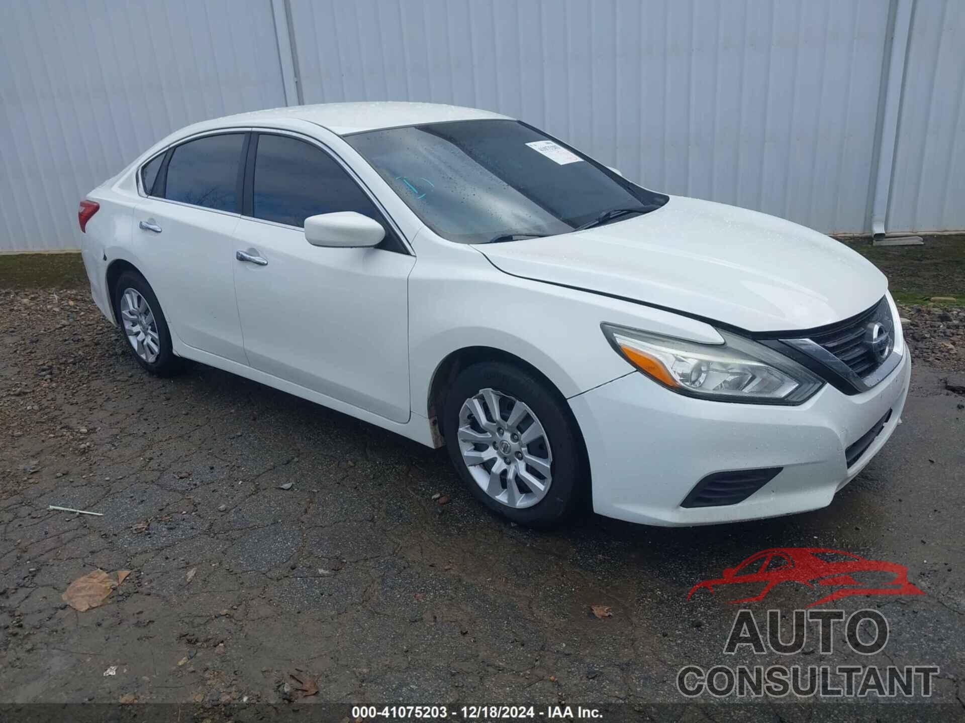 NISSAN ALTIMA 2017 - 1N4AL3AP8HN316758