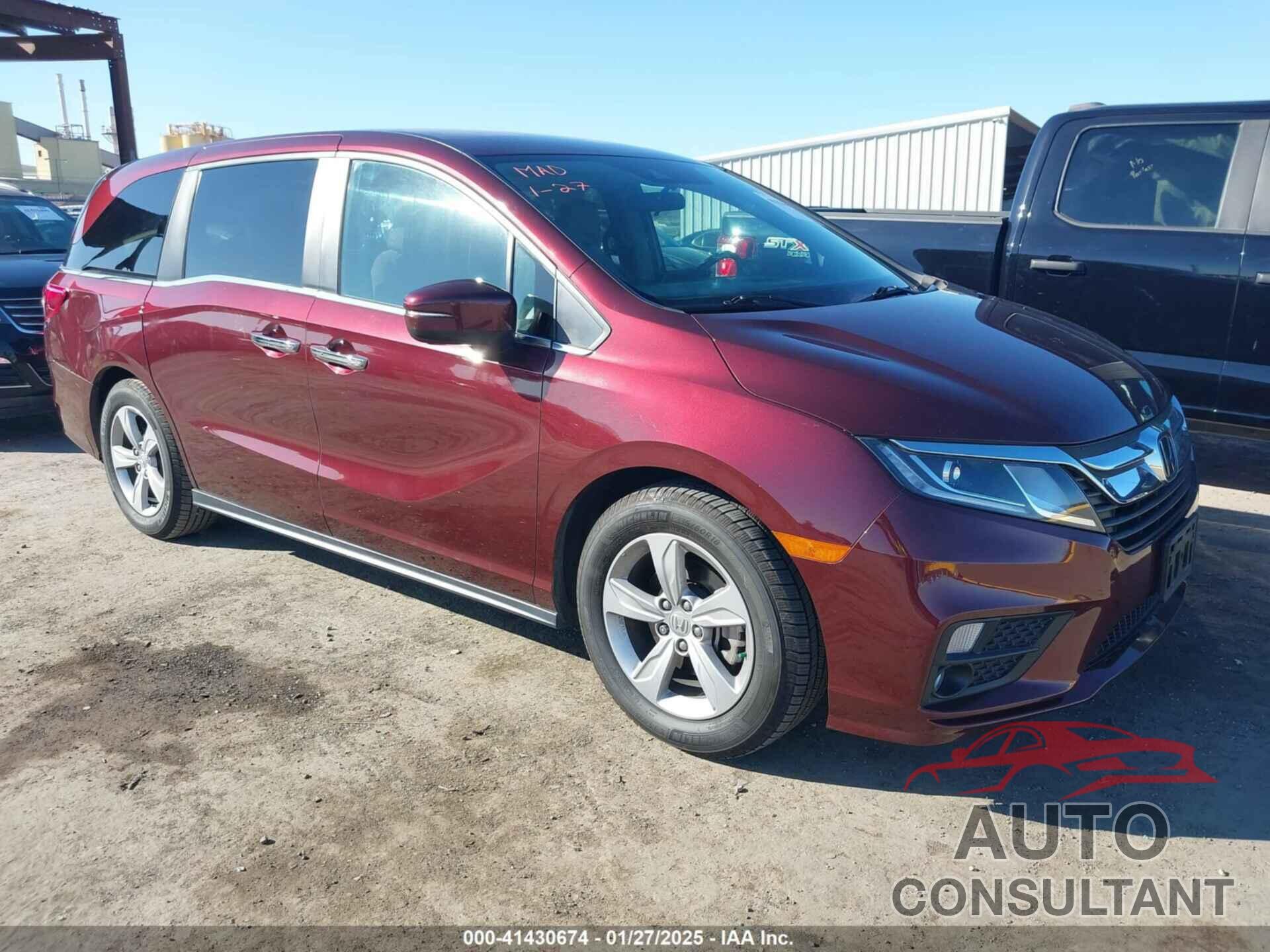 HONDA ODYSSEY 2018 - 5FNRL6H55JB110305