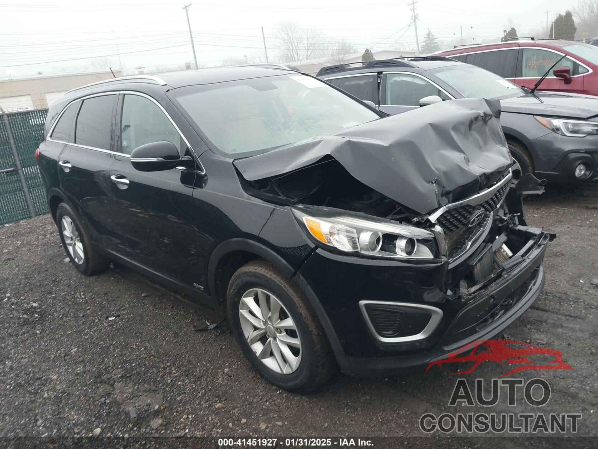 KIA SORENTO 2017 - 5XYPGDA38HG284140