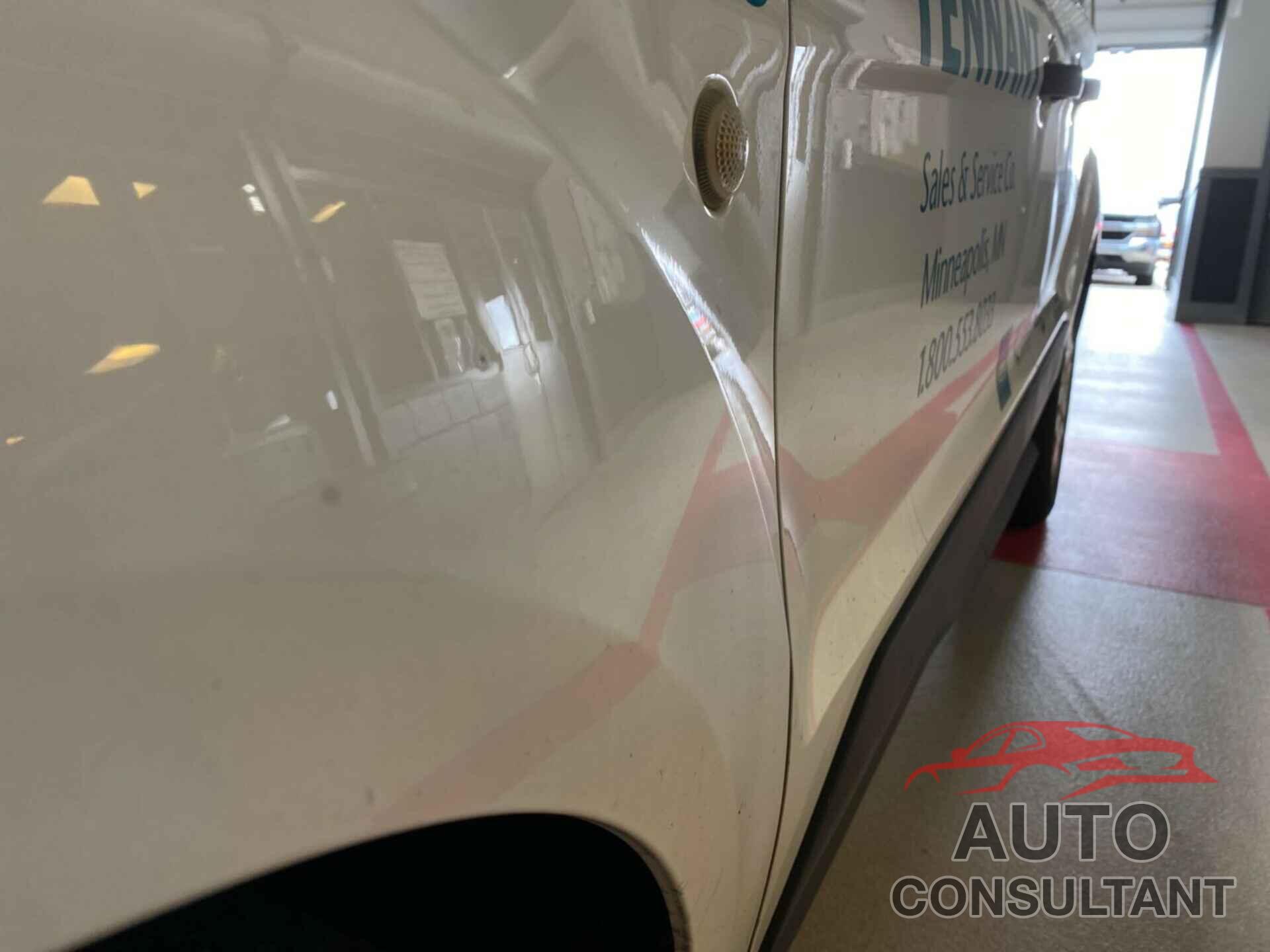 FORD TRANSIT CONNECT 2019 - NM0LS6E20K1392010
