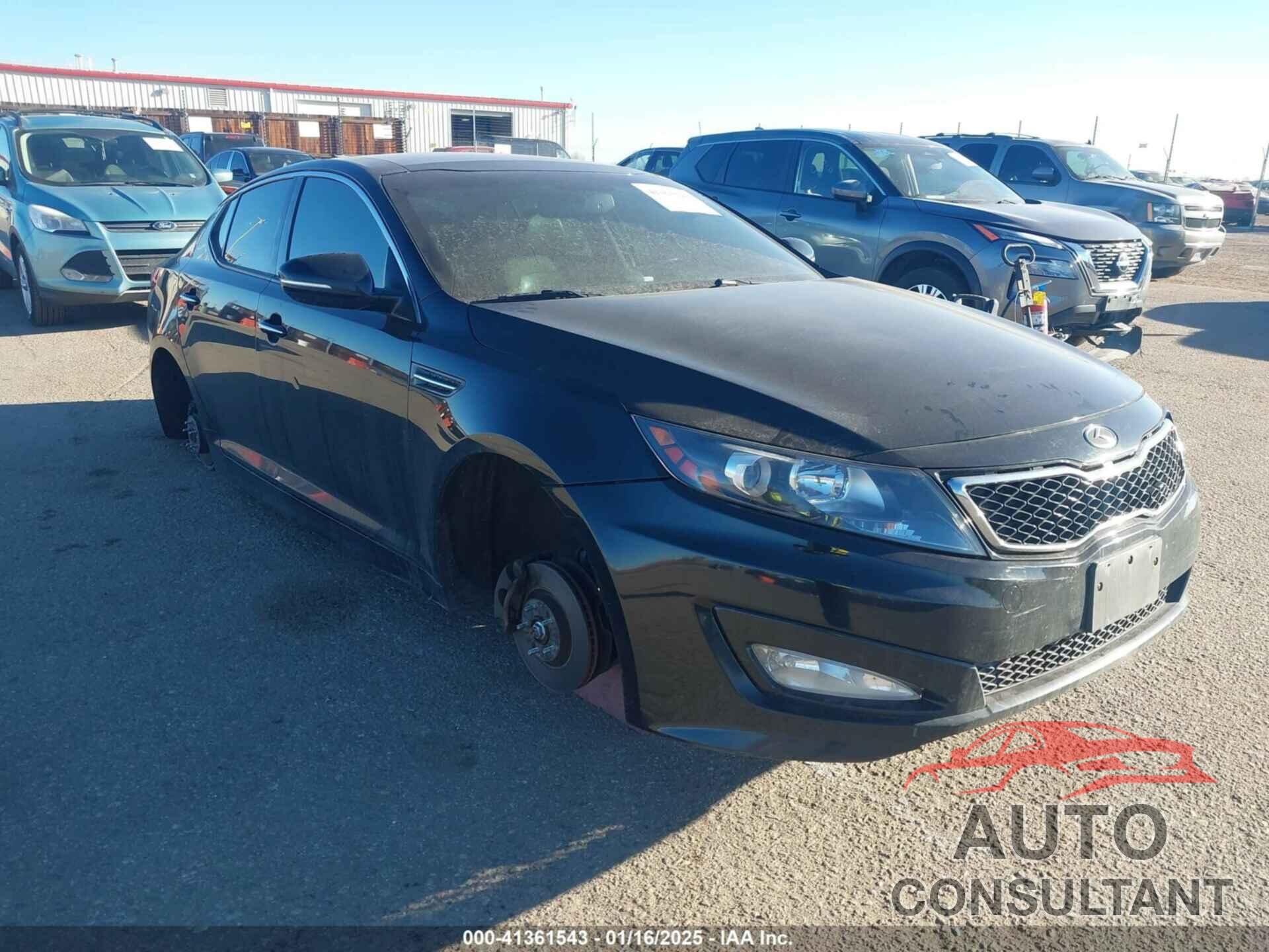 KIA OPTIMA 2011 - KNAGR4A64B5152333