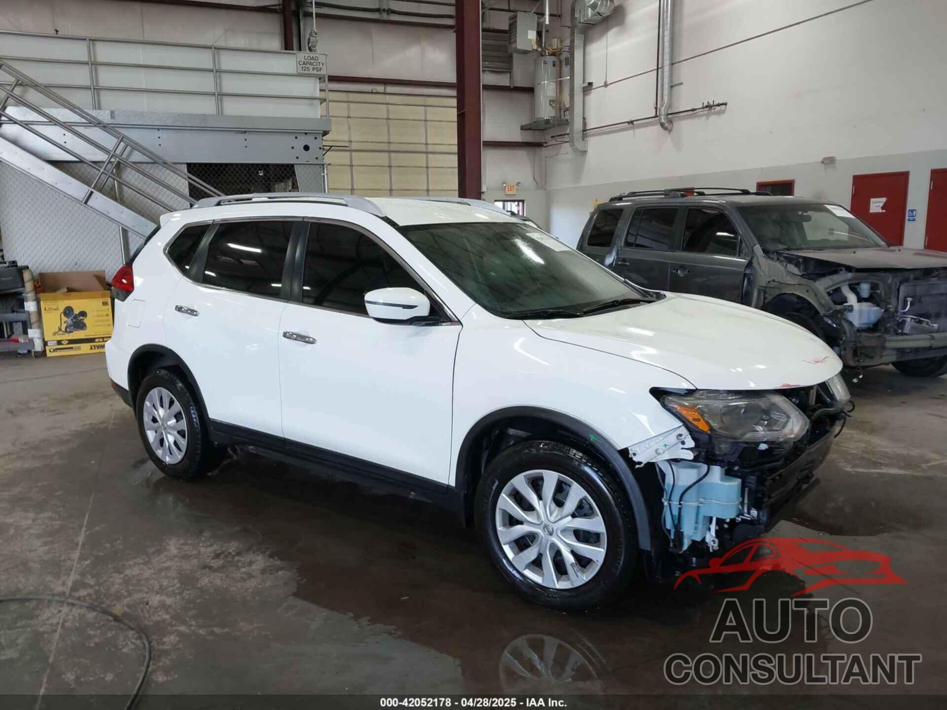 NISSAN ROGUE 2017 - 5N1AT2MM1HC779189