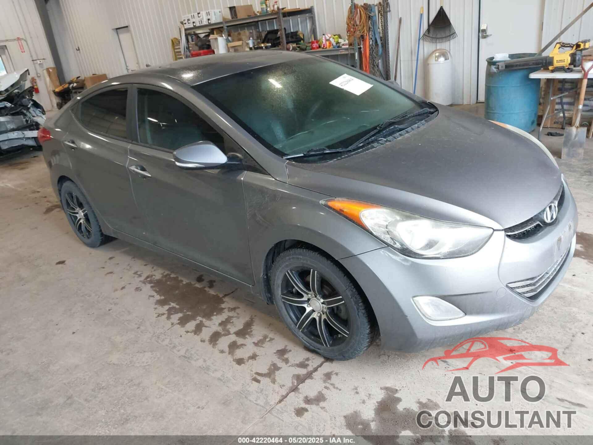 HYUNDAI ELANTRA 2013 - 5NPDH4AE9DH249109