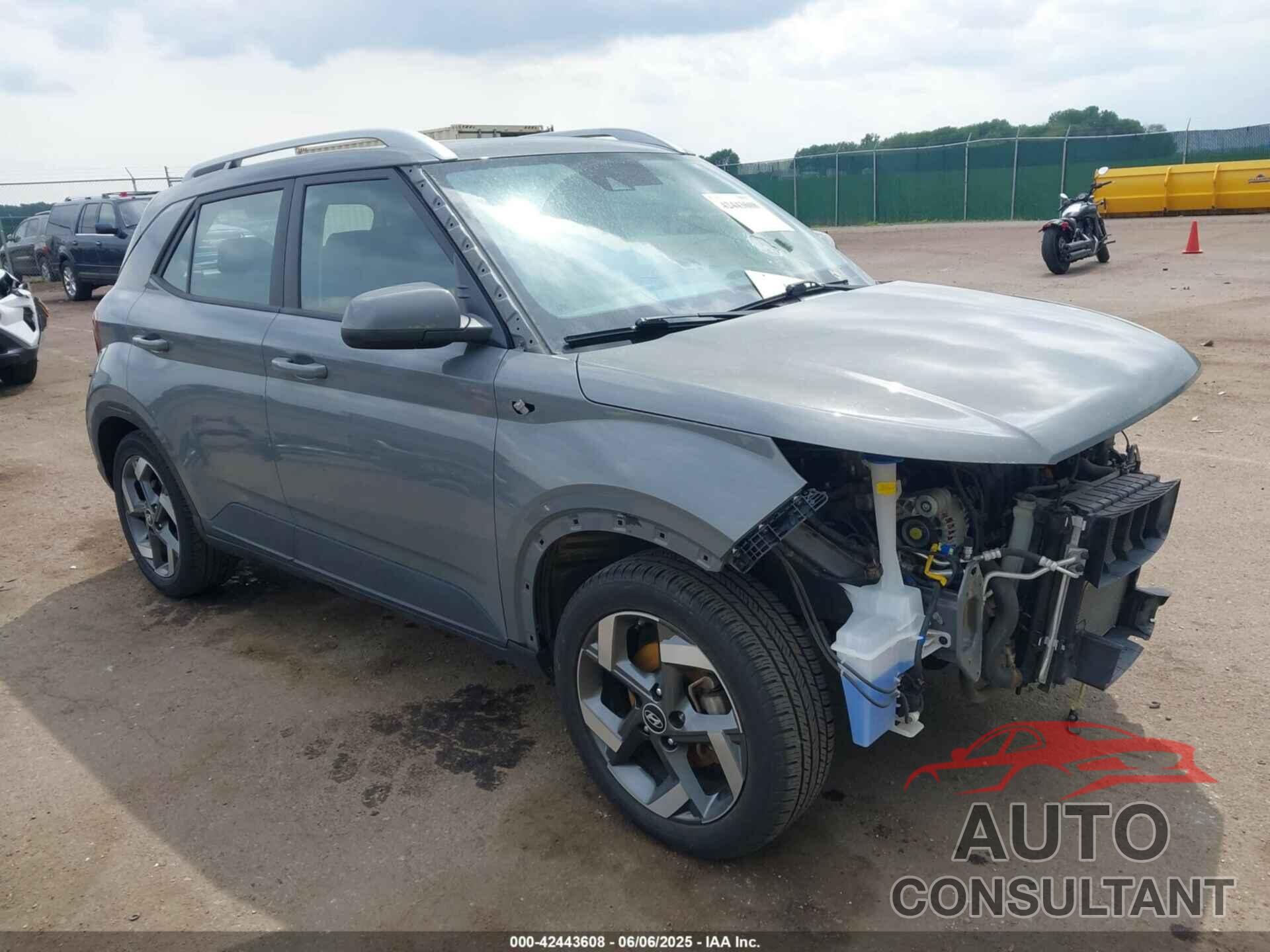 HYUNDAI VENUE 2022 - KMHRC8A39NU135401