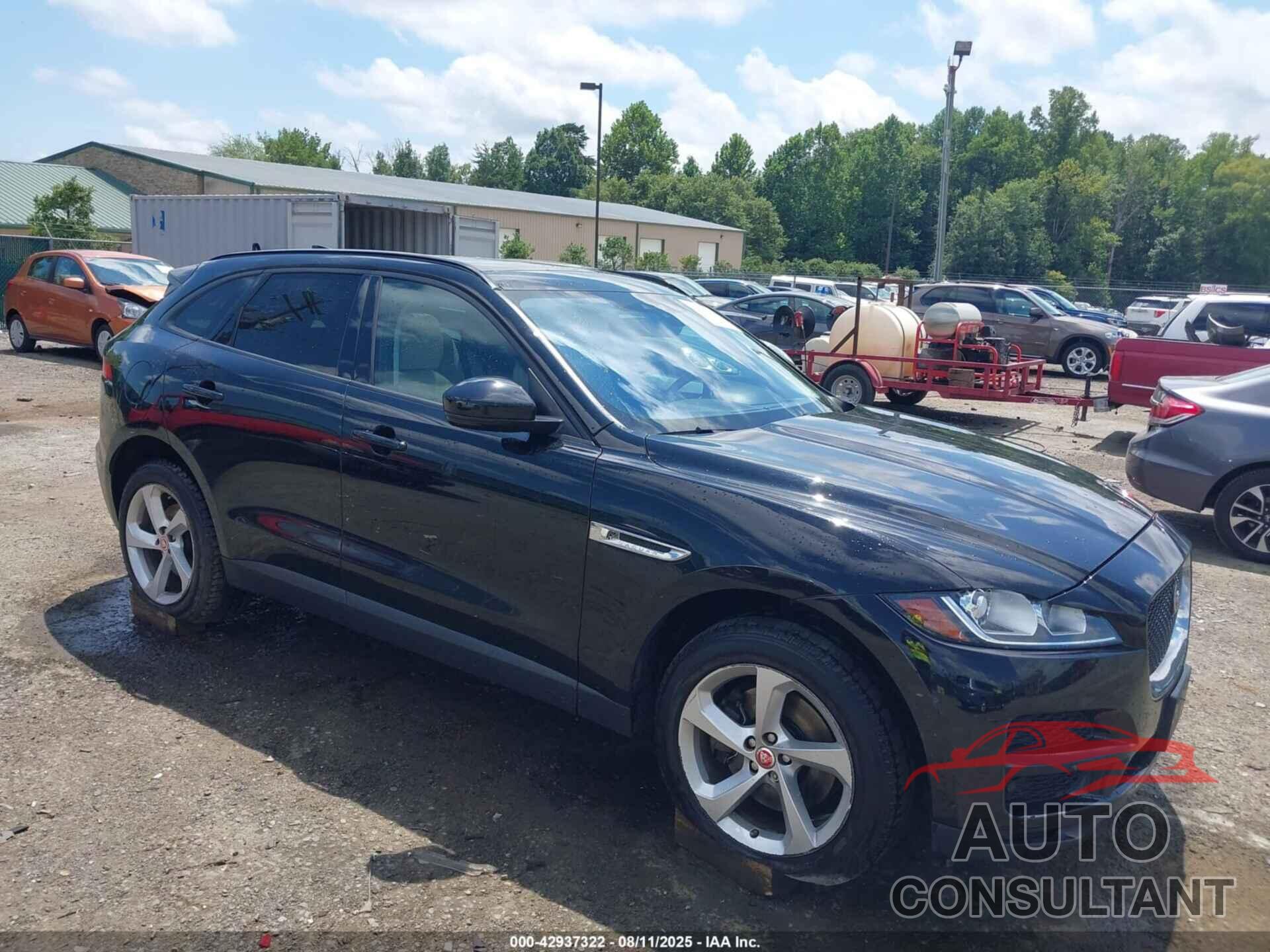 JAGUAR F-PACE 2017 - SADCJ2BV5HA493750