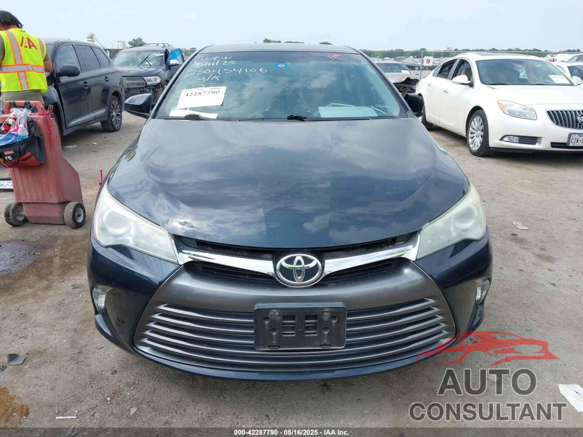 TOYOTA CAMRY 2016 - 4T1BF1FK8GU615402