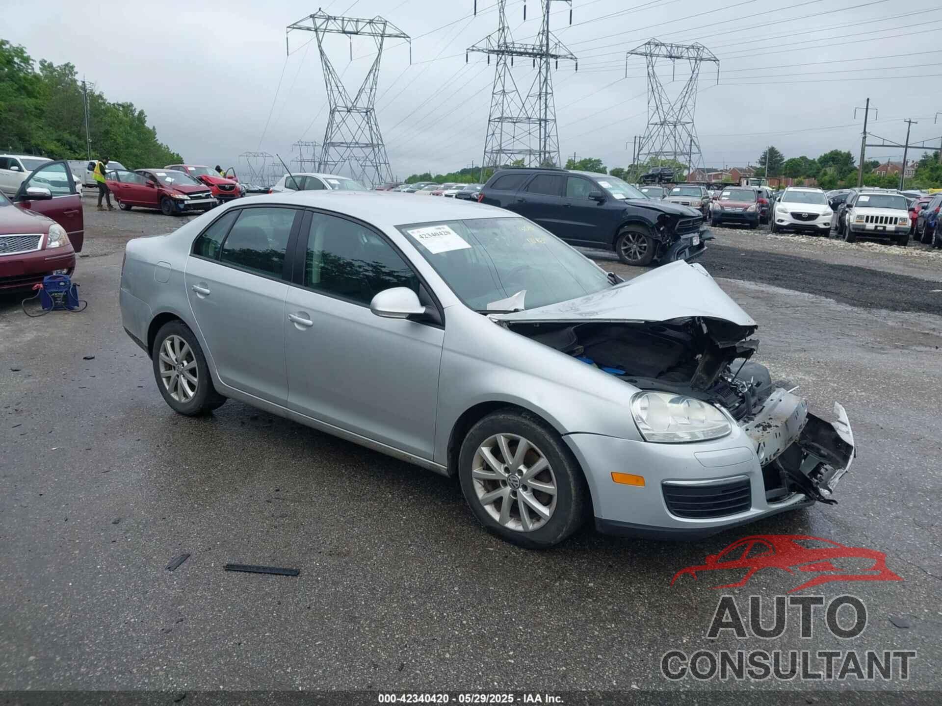 VOLKSWAGEN JETTA 2010 - 3VWAZ7AJ8AM131019