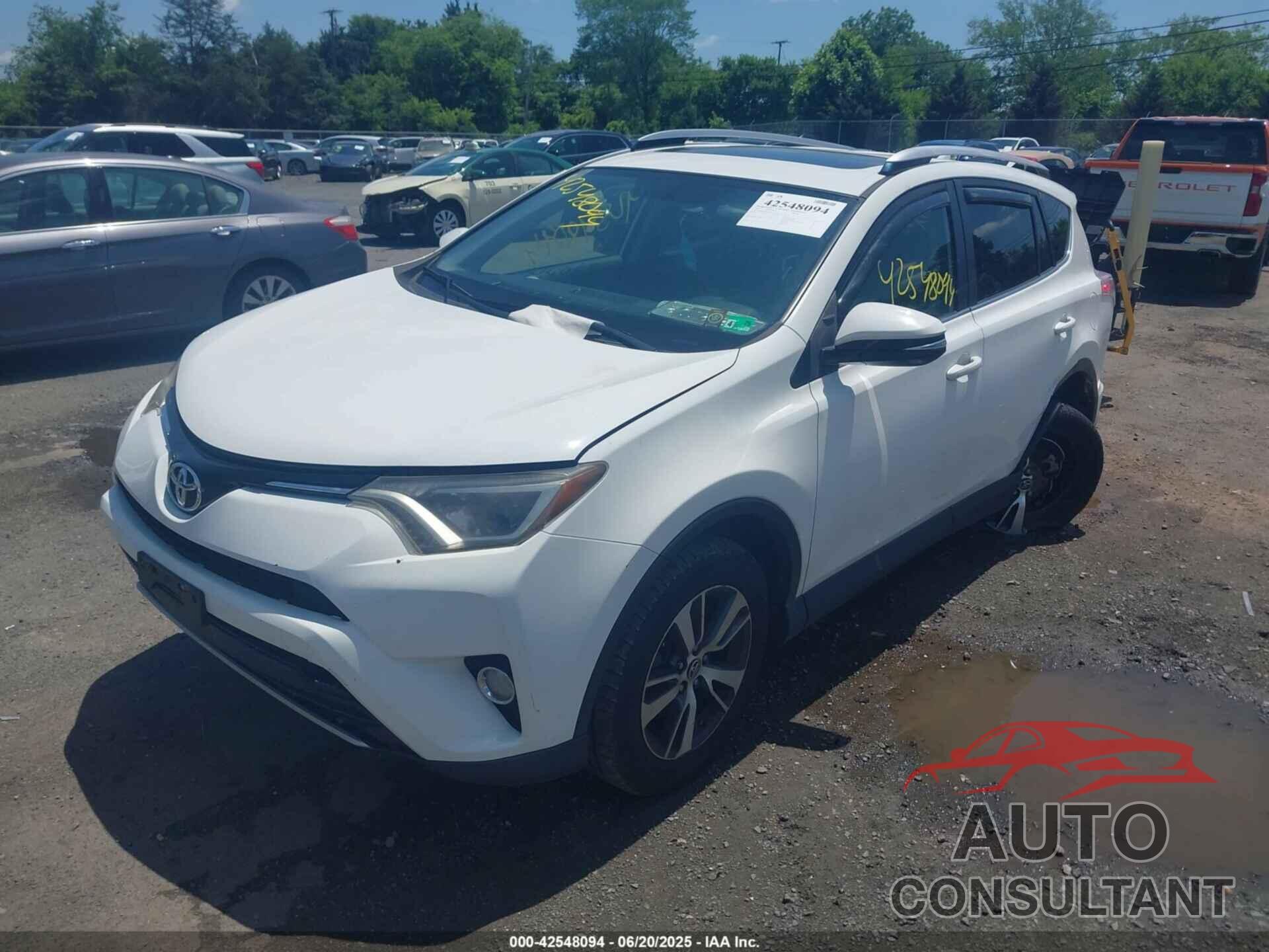TOYOTA RAV4 2016 - JTMRFREV0GJ073114