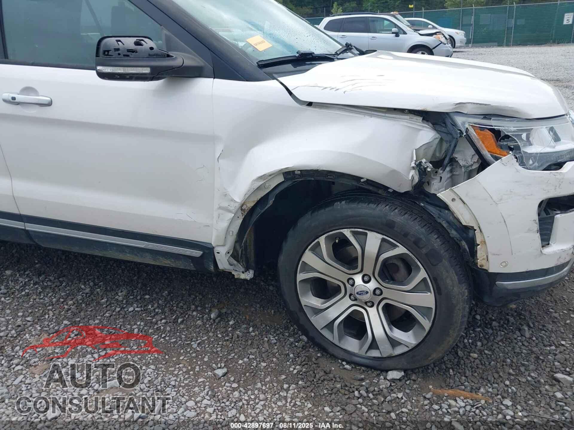 FORD EXPLORER 2018 - 1FM5K8HT2JGB35742