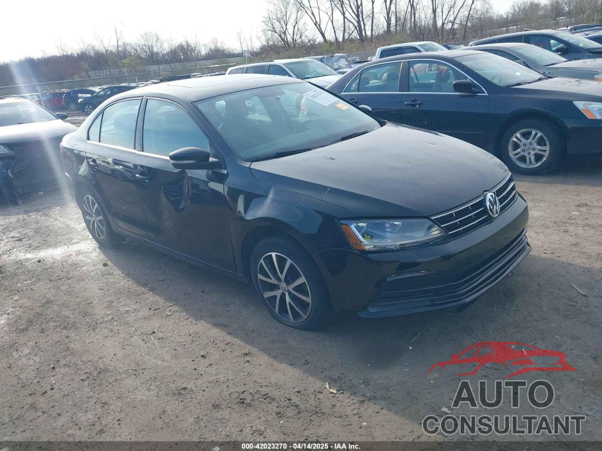 VOLKSWAGEN JETTA 2018 - 3VWDB7AJ6JM230035
