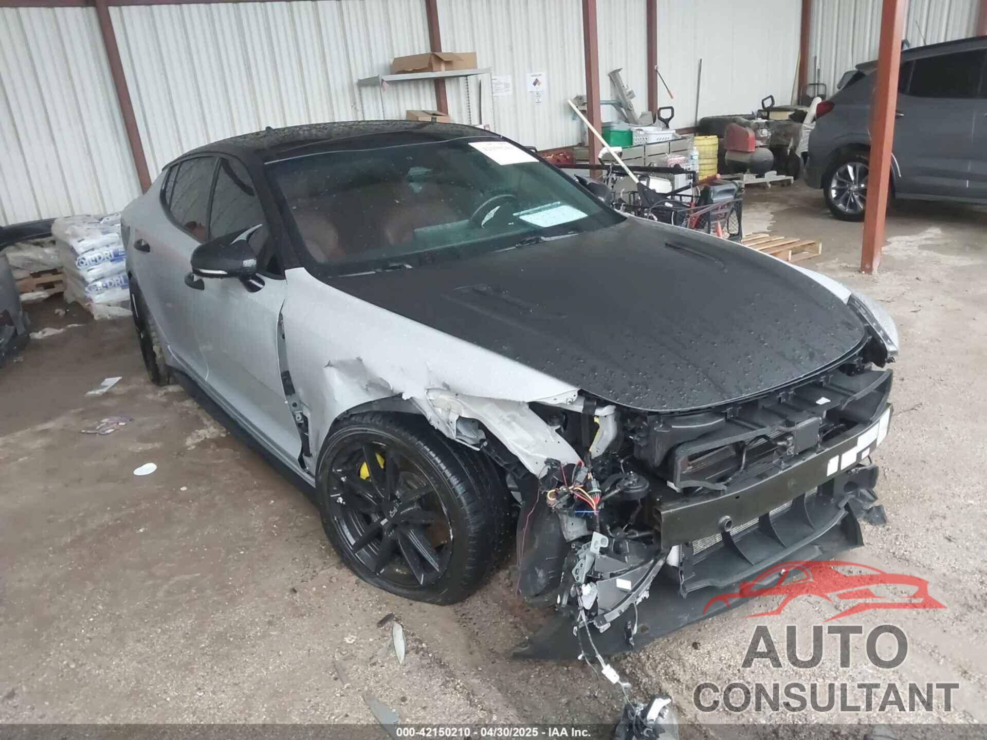 KIA STINGER 2022 - KNAE35LD2N6113930