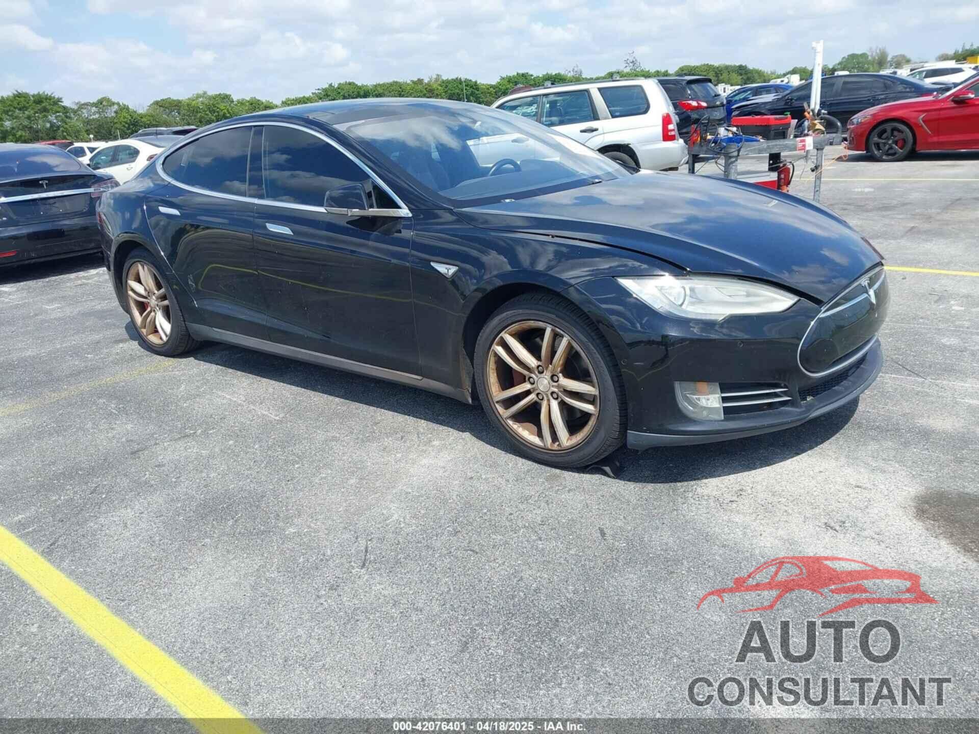 TESLA MODEL S 2015 - 5YJSA1H21FFP79565