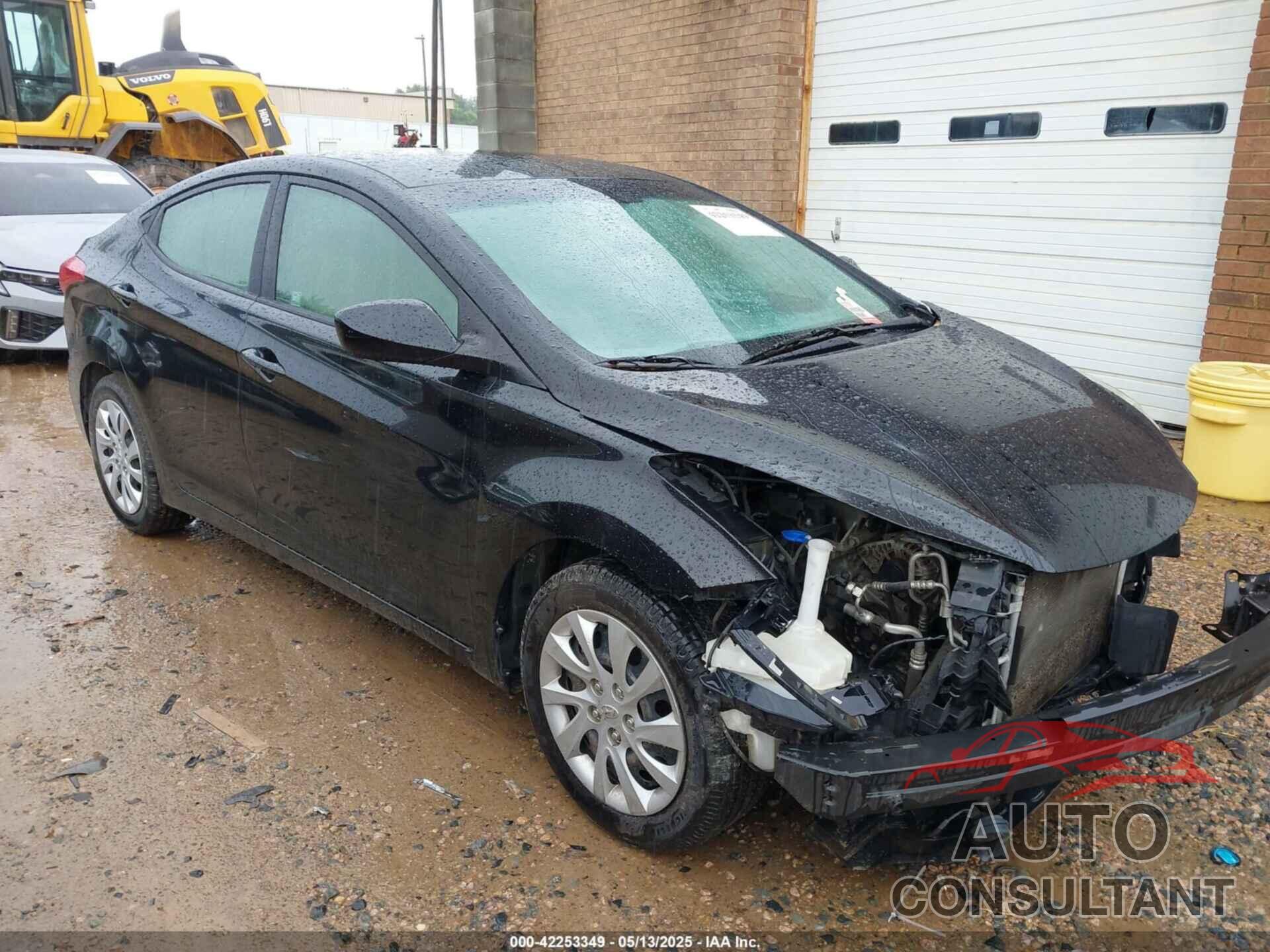 HYUNDAI ELANTRA 2012 - 5NPDH4AE8CH077105