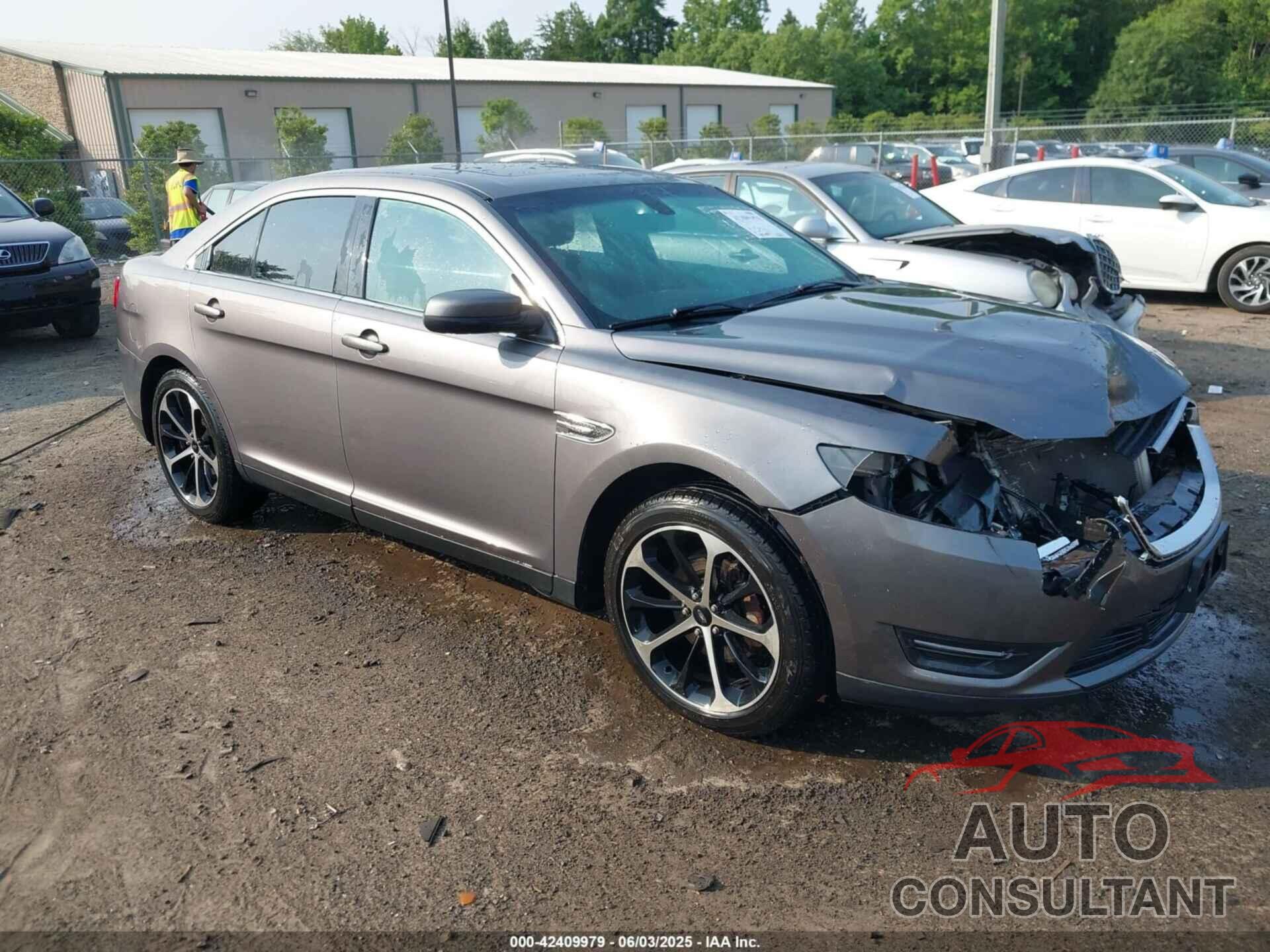 FORD TAURUS 2014 - 1FAHP2E89EG128671