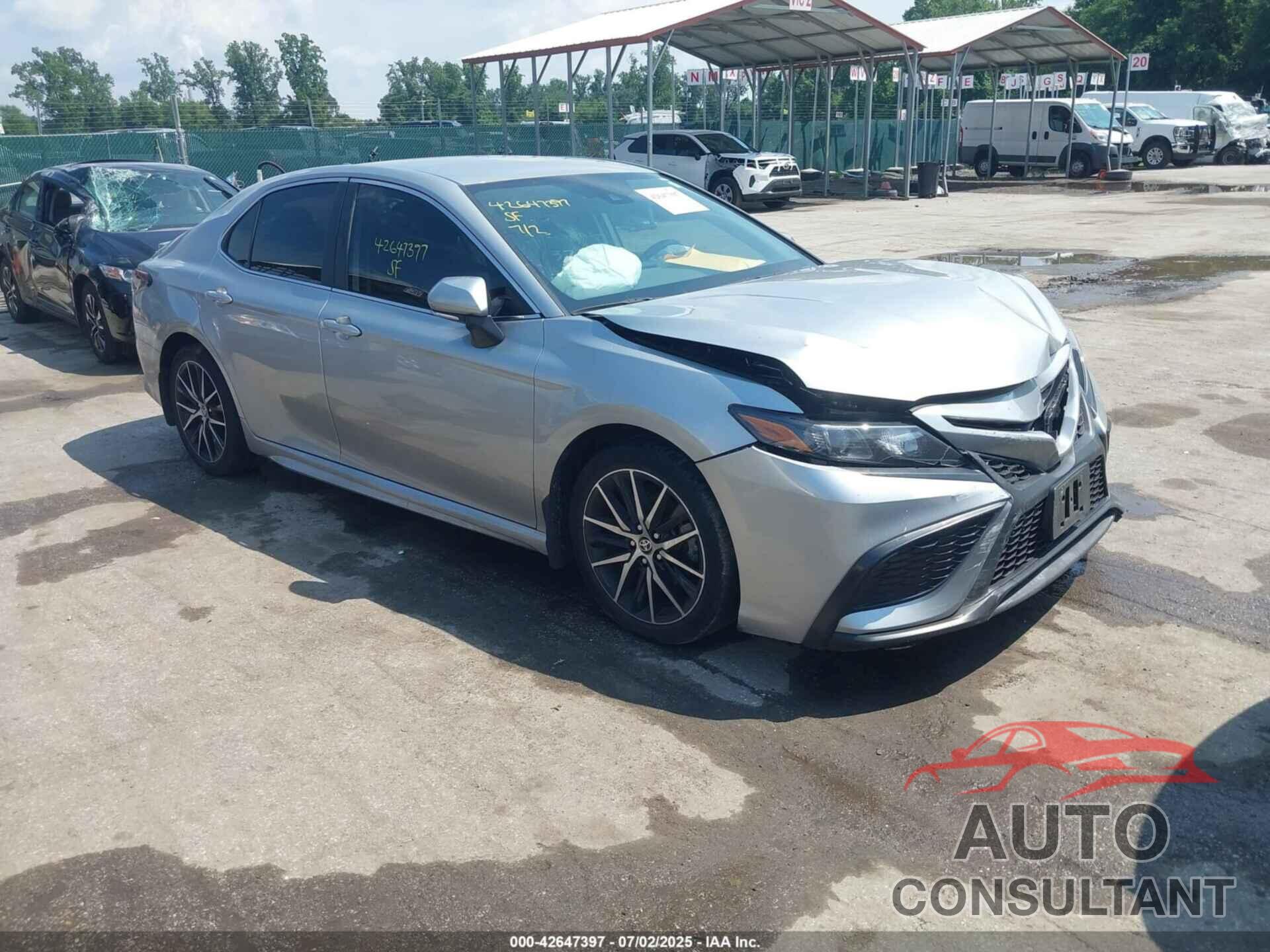 TOYOTA CAMRY 2023 - 4T1G11BK1PU098308