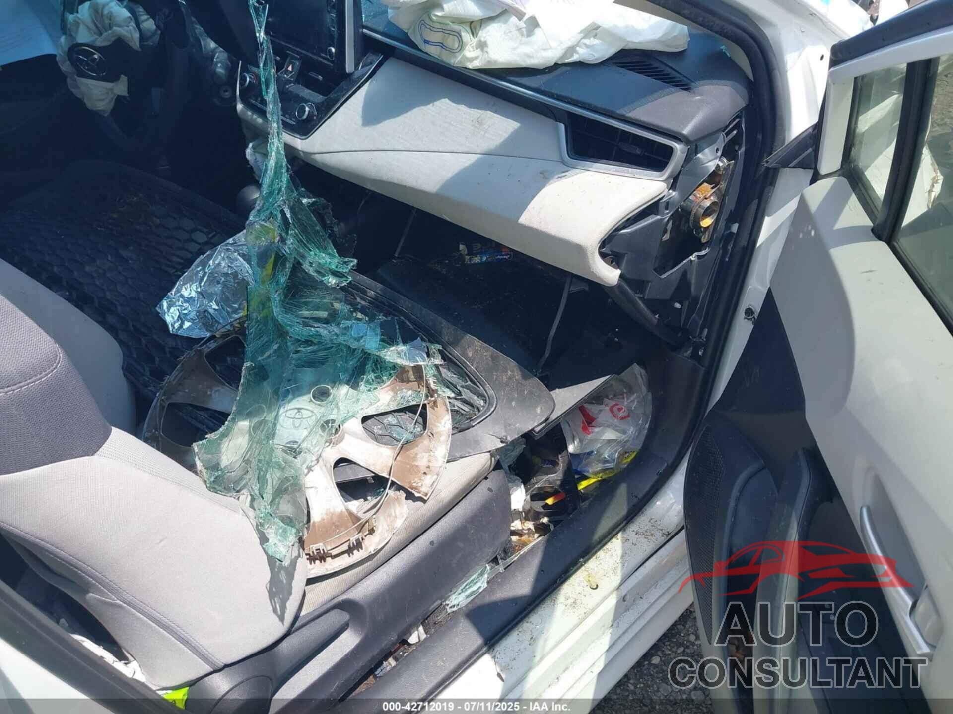 TOYOTA COROLLA 2021 - JTDEPMAE1MJ135135