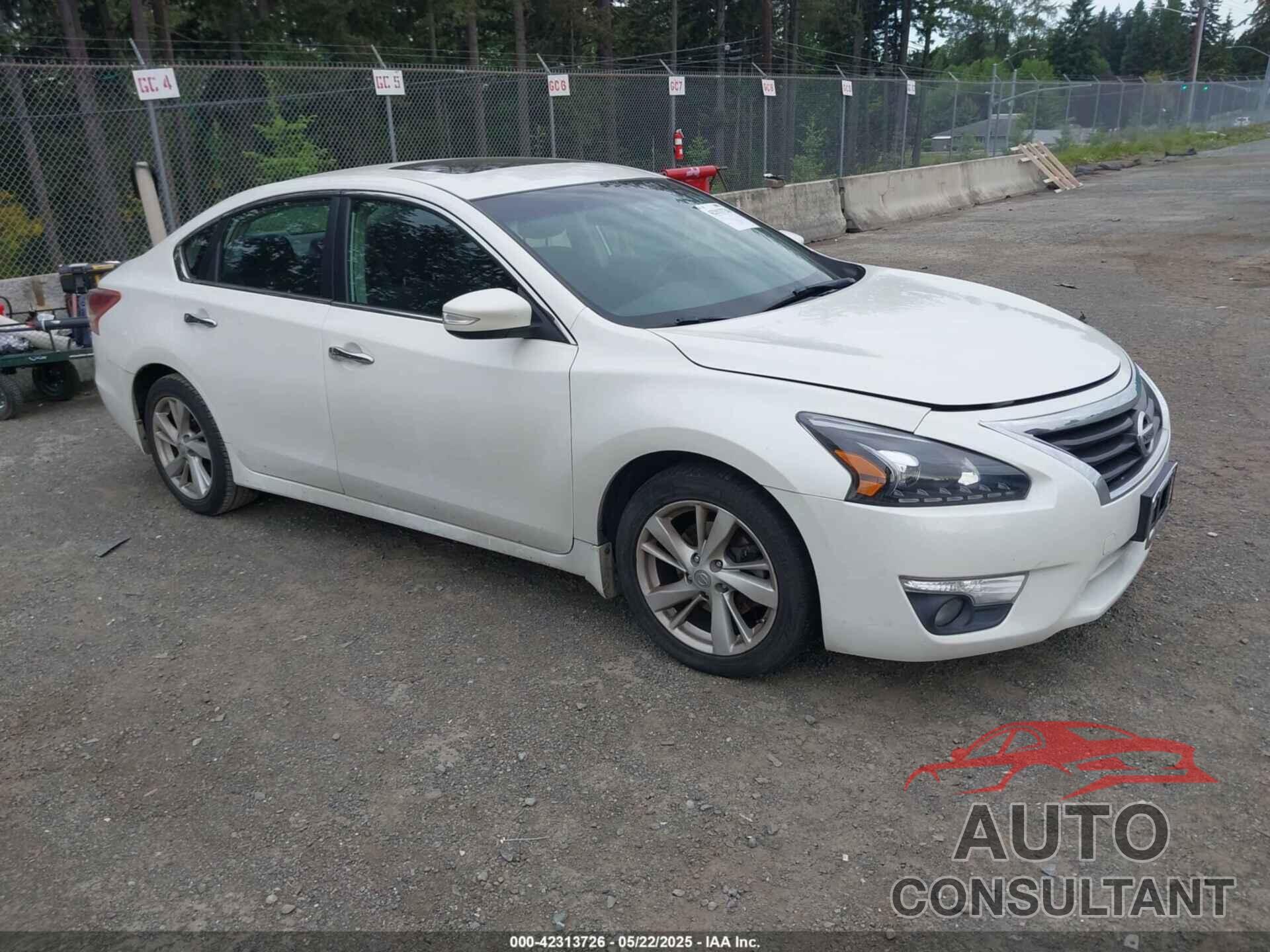 NISSAN ALTIMA 2013 - 1N4AL3AP5DN492547