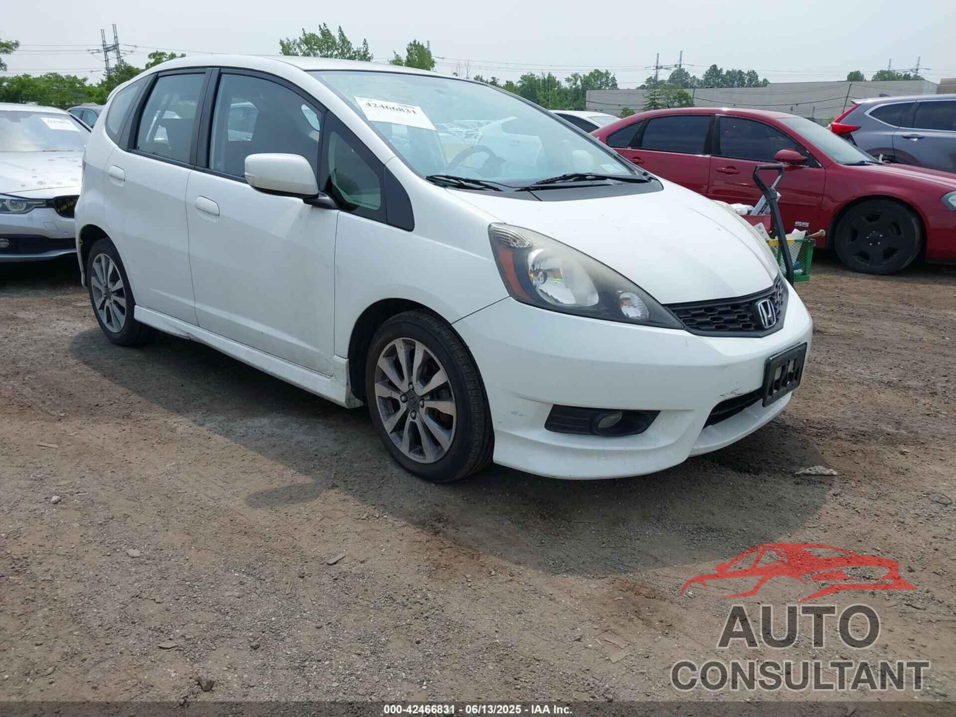 HONDA FIT 2013 - JHMGE8H59DC057430