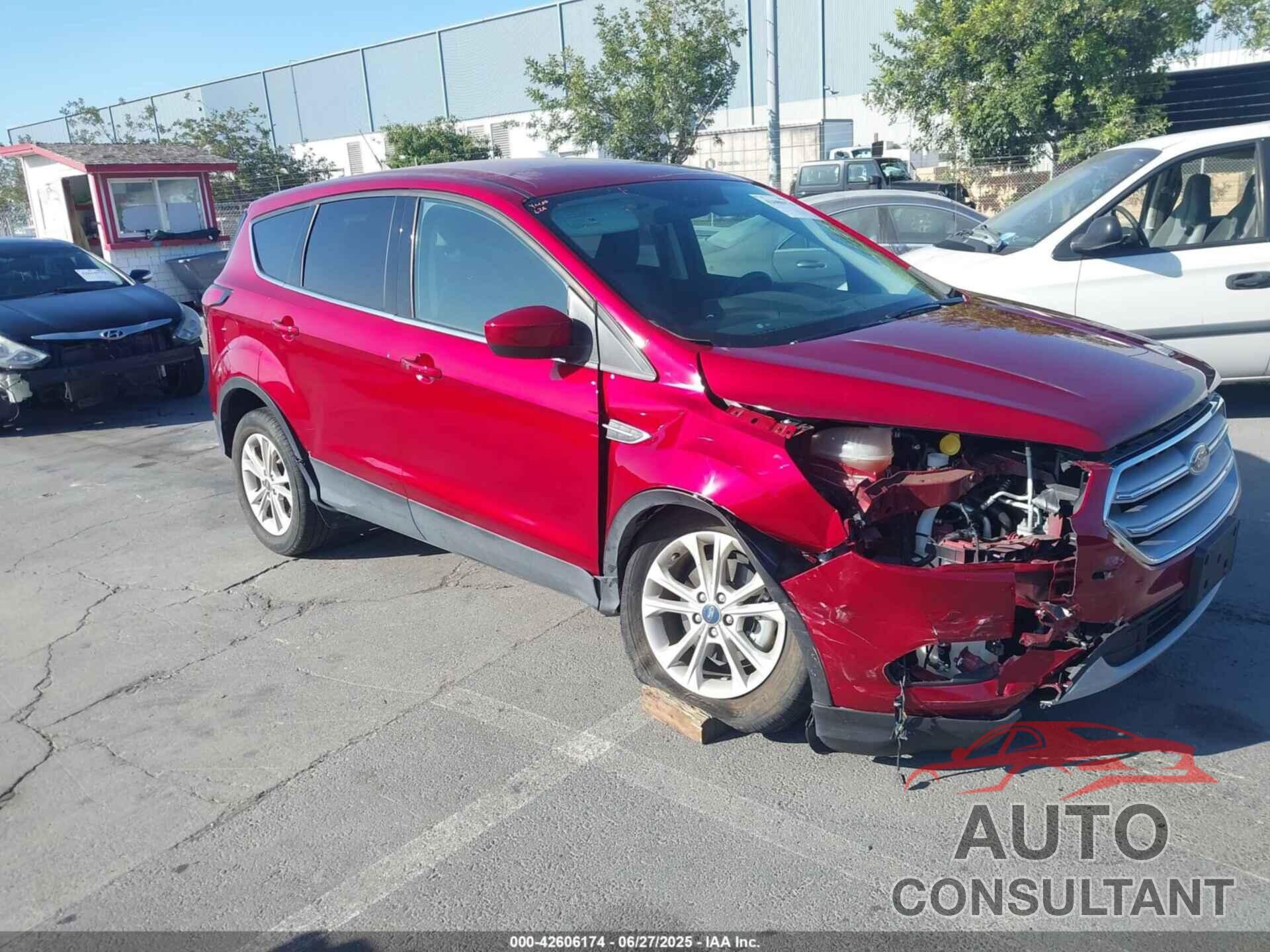 FORD ESCAPE 2019 - 1FMCU0GD0KUC05304