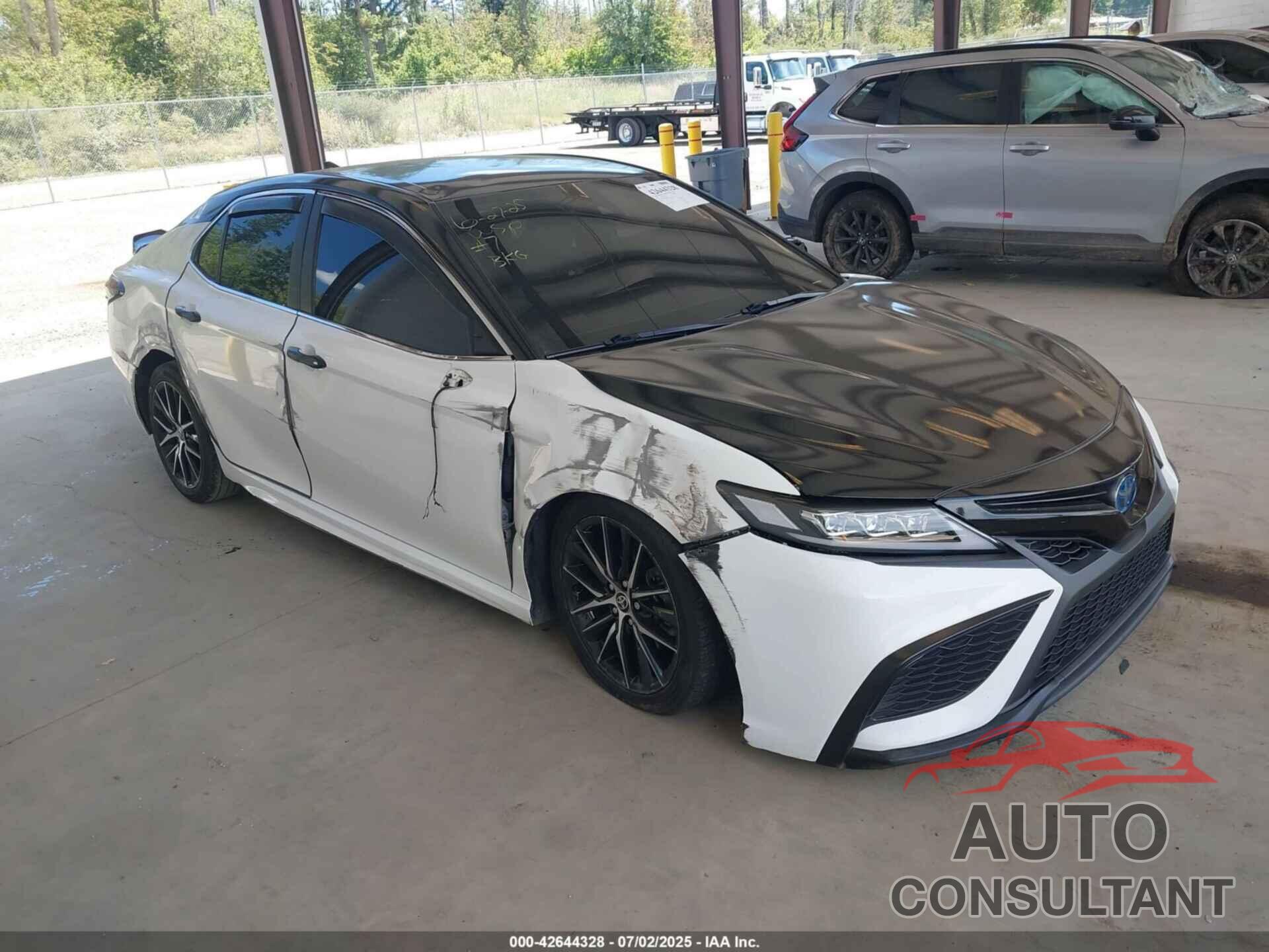 TOYOTA CAMRY 2022 - 4T1G31AK6NU591894