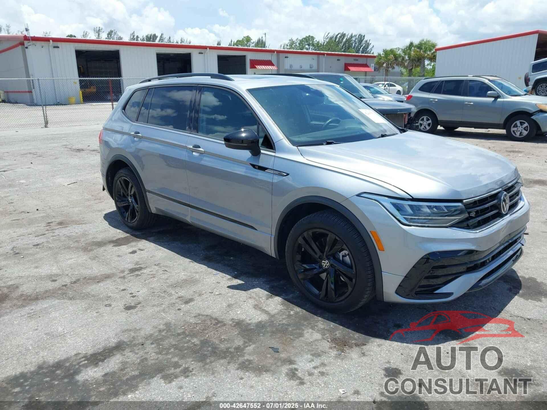 VOLKSWAGEN TIGUAN 2023 - 3VVCB7AX9PM105429