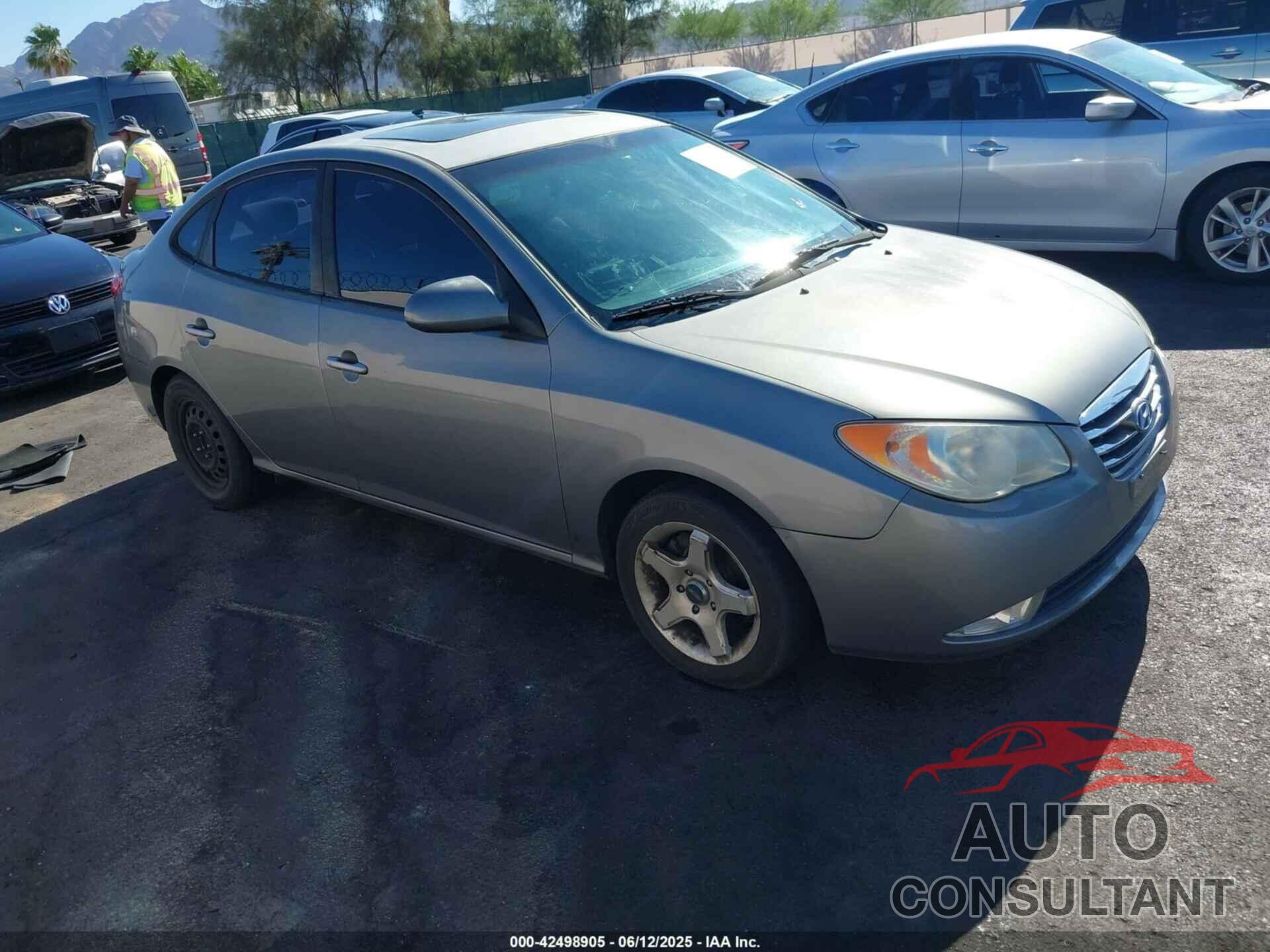 HYUNDAI ELANTRA 2010 - KMHDU4AD0AU031365