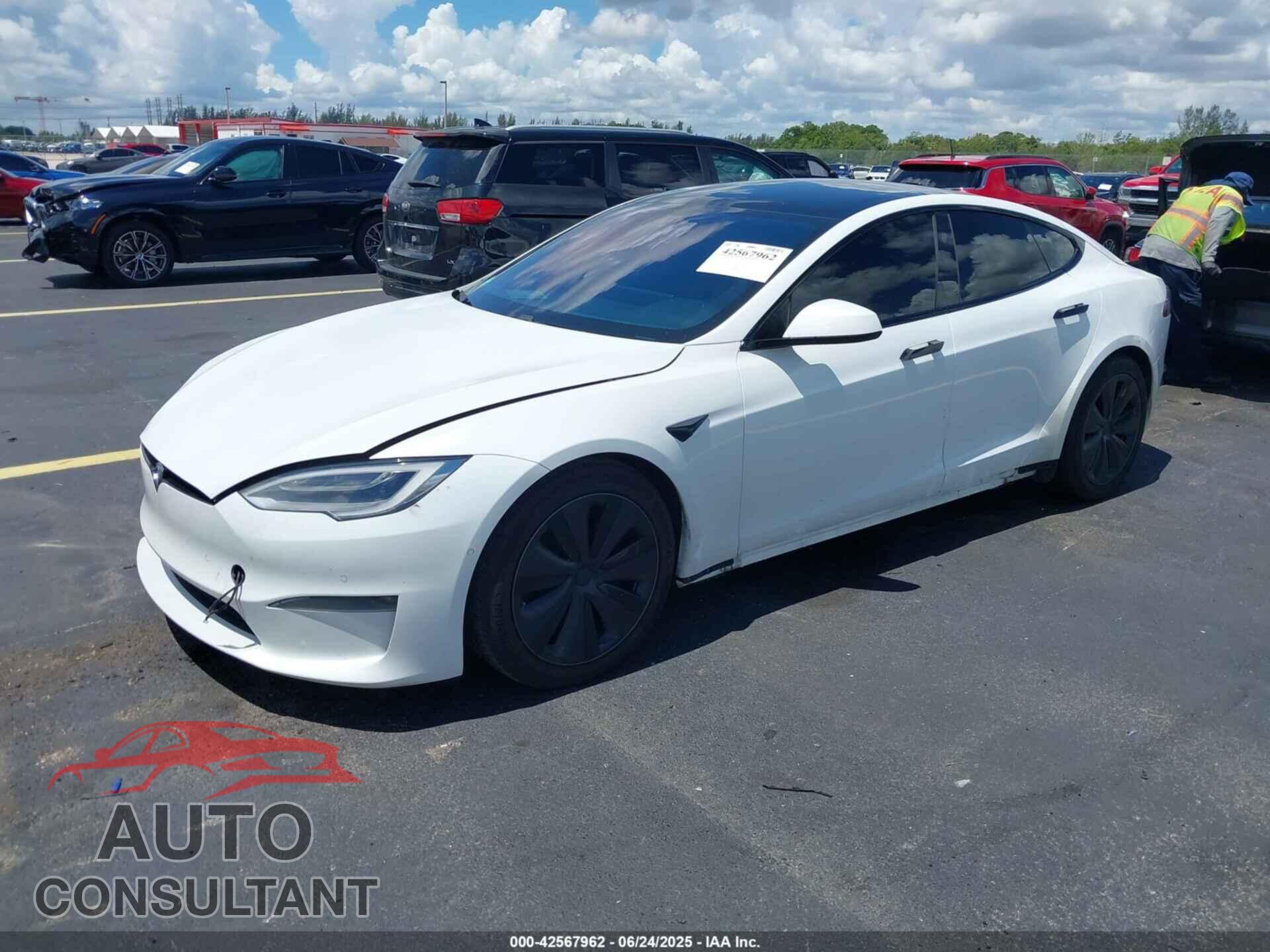 TESLA MODEL S 2021 - 5YJSA1E56MF439159