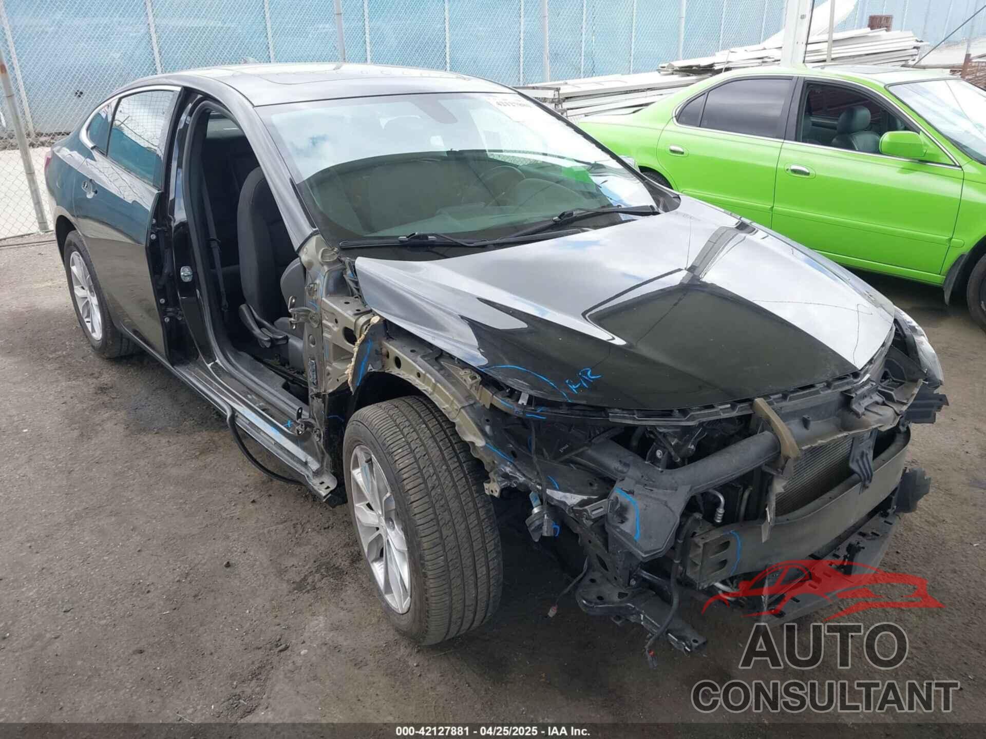 CHEVROLET MALIBU 2022 - 1G1ZD5ST5NF139733