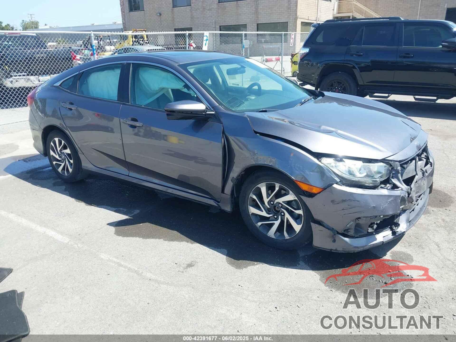 HONDA CIVIC 2018 - 2HGFC2F7XJH575402