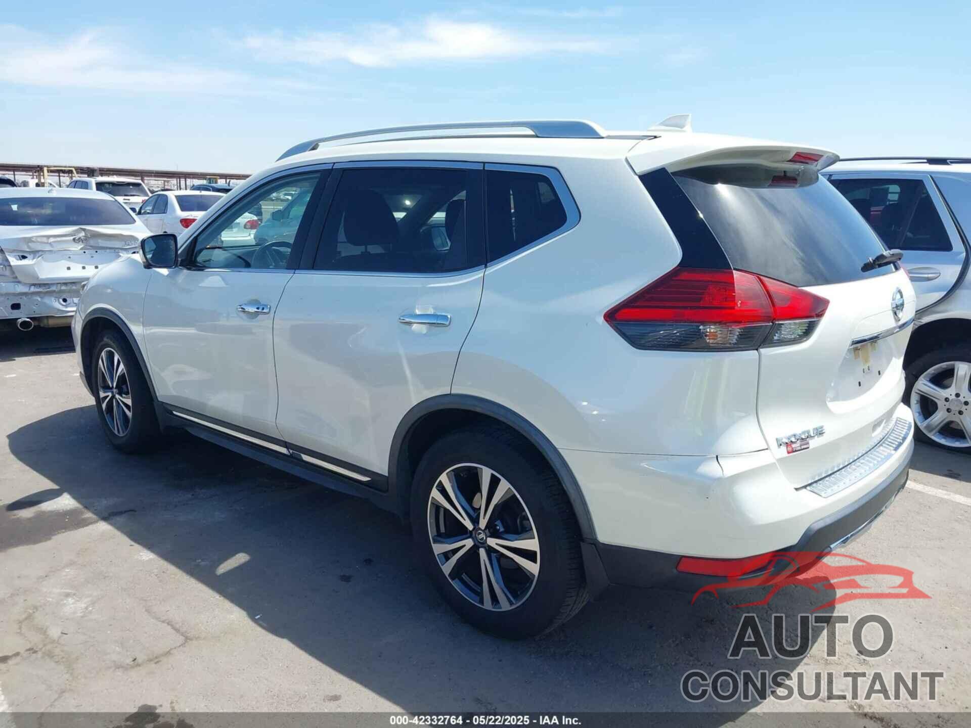 NISSAN ROGUE 2017 - JN8AT2MT5HW404789