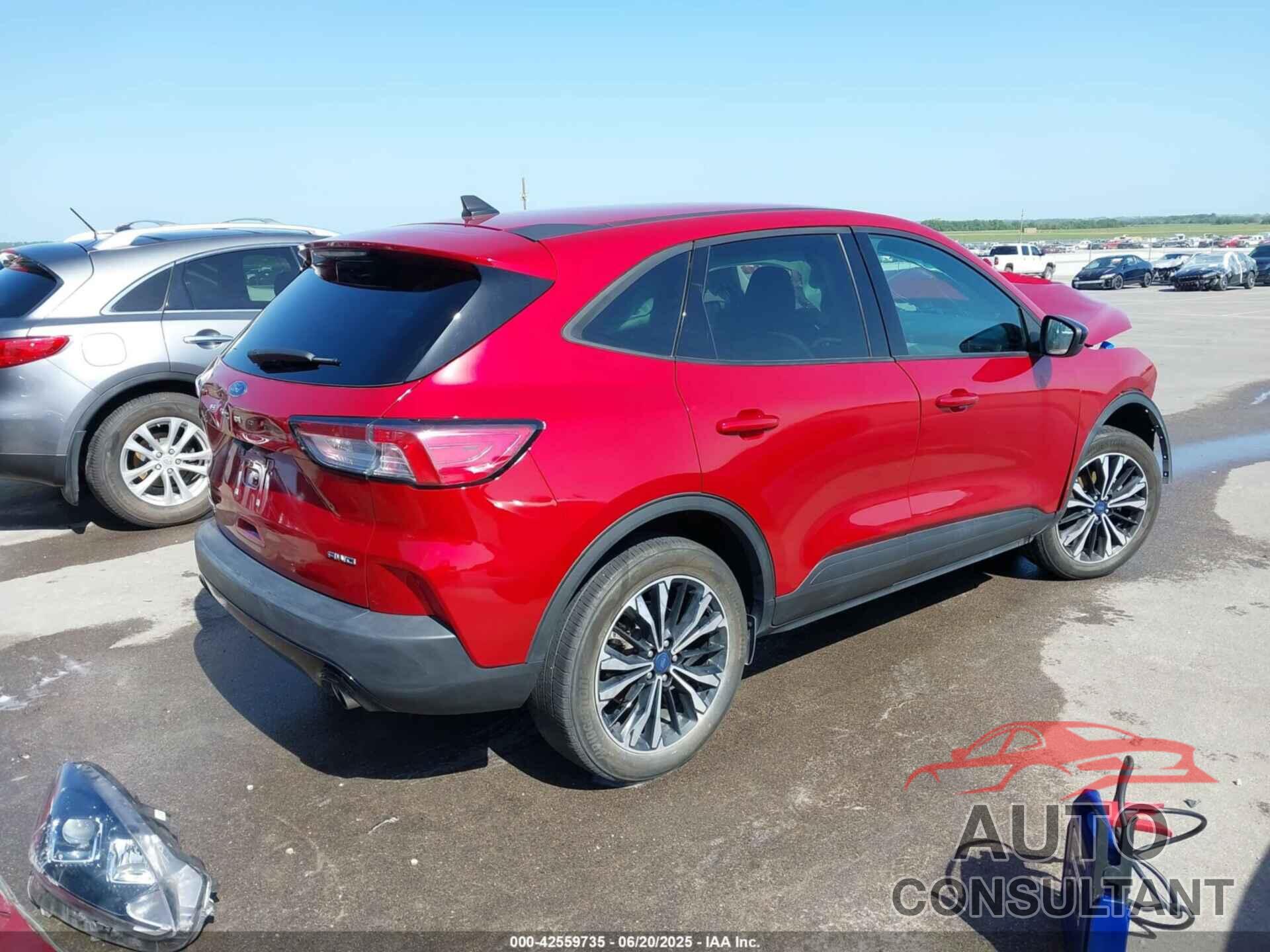 FORD ESCAPE 2021 - 1FMCU9G62MUA93694