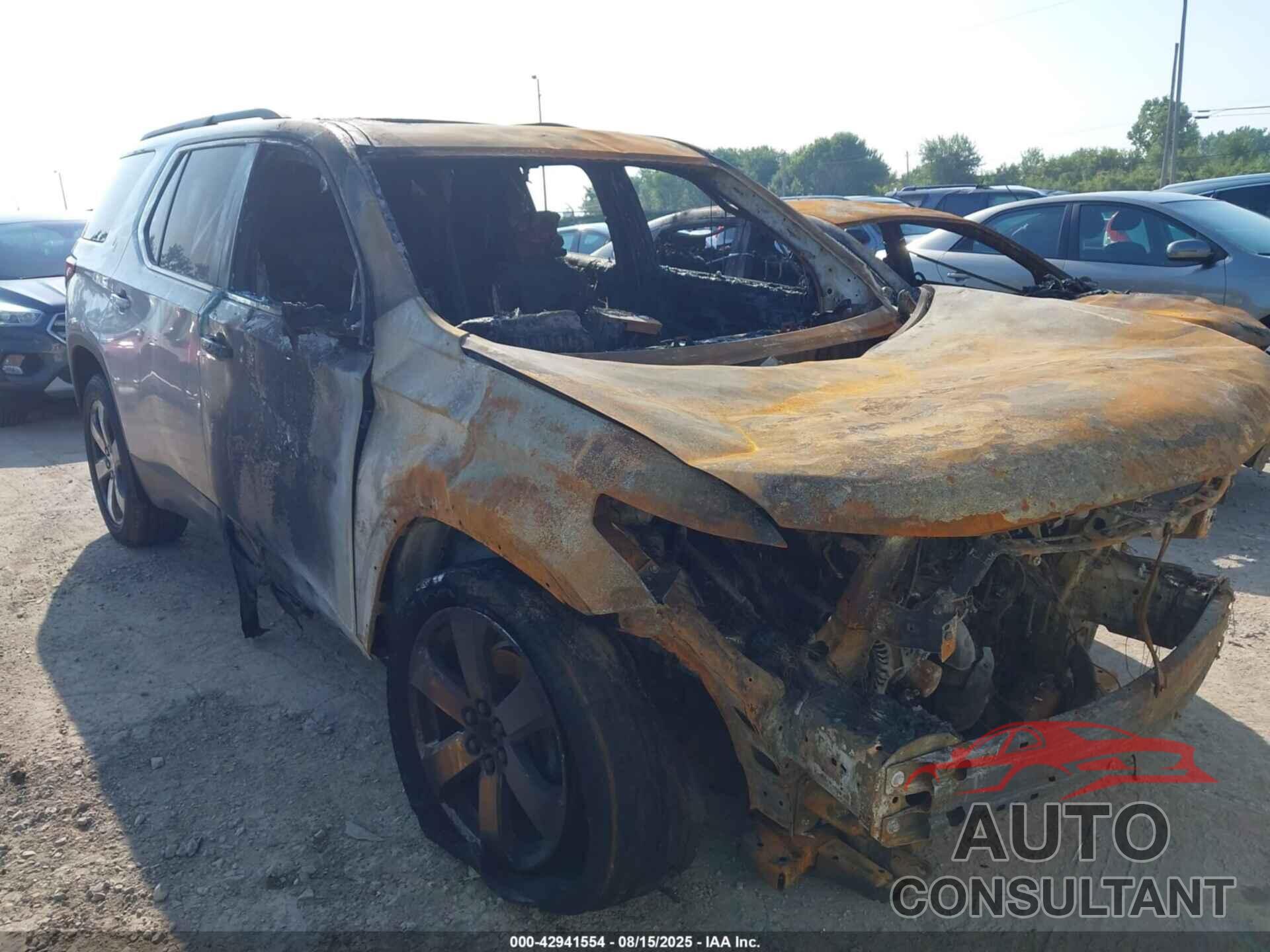 CHEVROLET TRAVERSE 2019 - 1GNEVHKW8KJ274459
