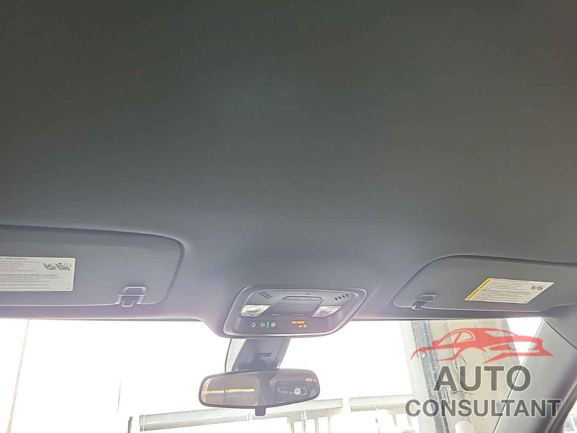 CHEVROLET TRAVERSE 2022 - 1GNEVGKW4NJ167570