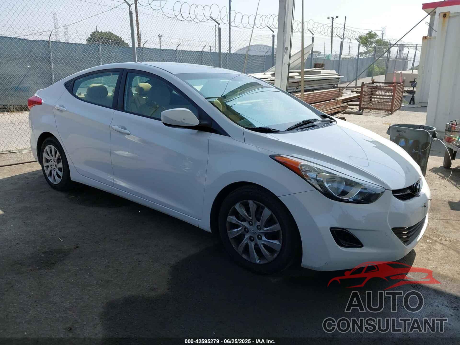 HYUNDAI ELANTRA 2011 - 5NPDH4AE6BH015250